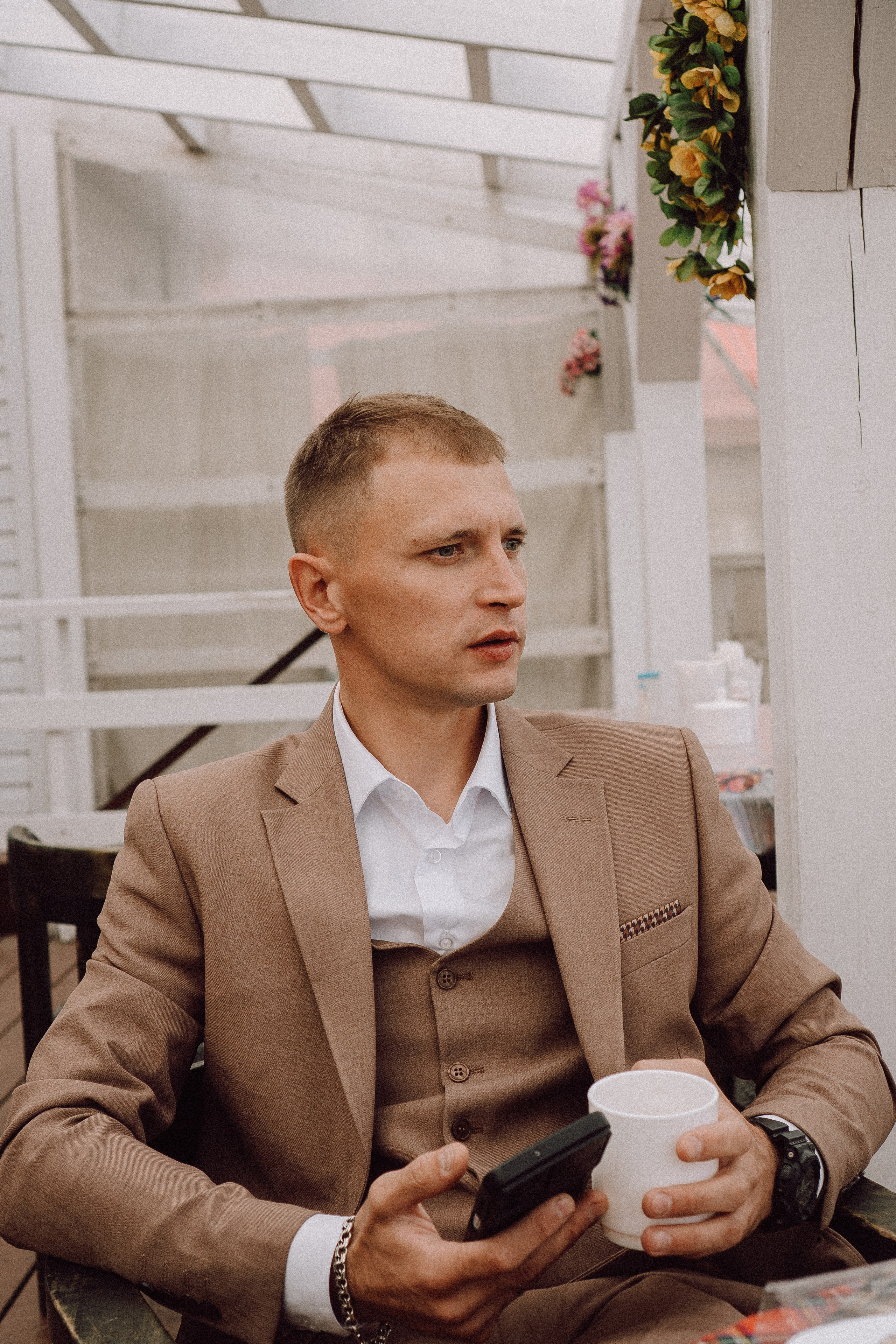 СВАДЕБНАЯ ФОТОСЕССИИЯ ПАРЫ В ГОРОДЕ ПРИОЗЕРСК В СОСНОВОМ ЛЕСУ И С ПИКАПОМ. Профессиональный фотограф, Санкт-Петербург — Виктория Богомолова