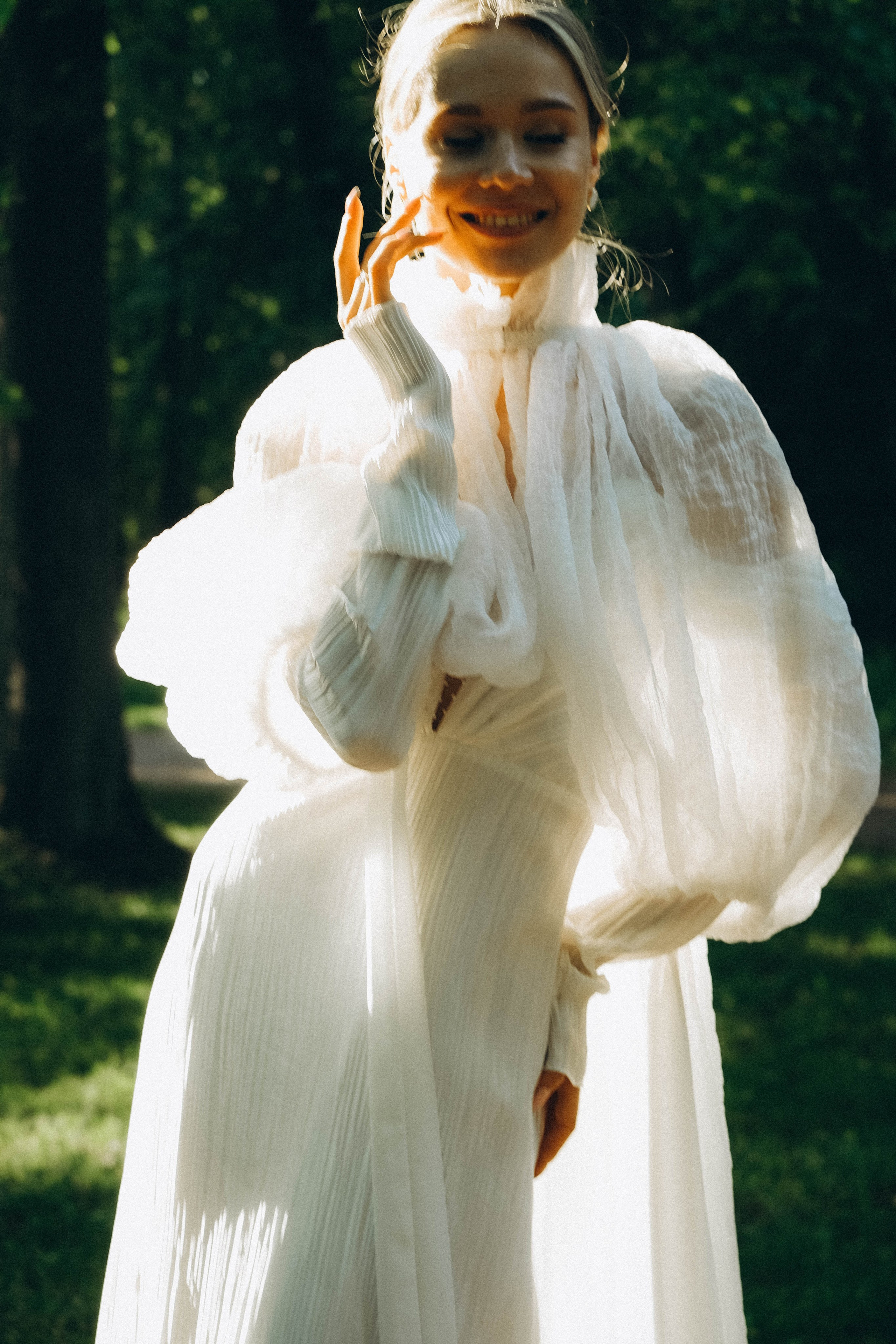 СВАДЕБНАЯ СЬЕМКА В ПАРКЕ ОРАНИЕНБАУМ. Профессиональный фотограф, Санкт-Петербург — Виктория Богомолова