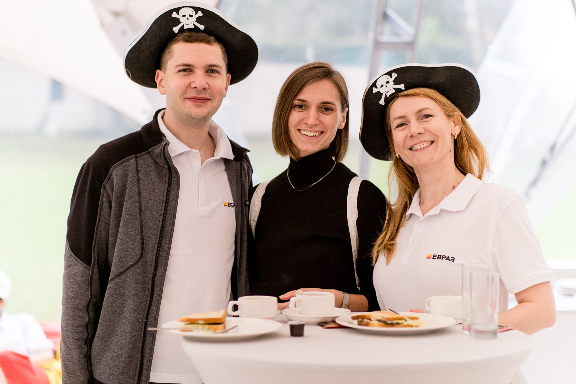 Корпоративная парусная регата Evraz. Репортажный фотограф Денис Тихомиров. Москва