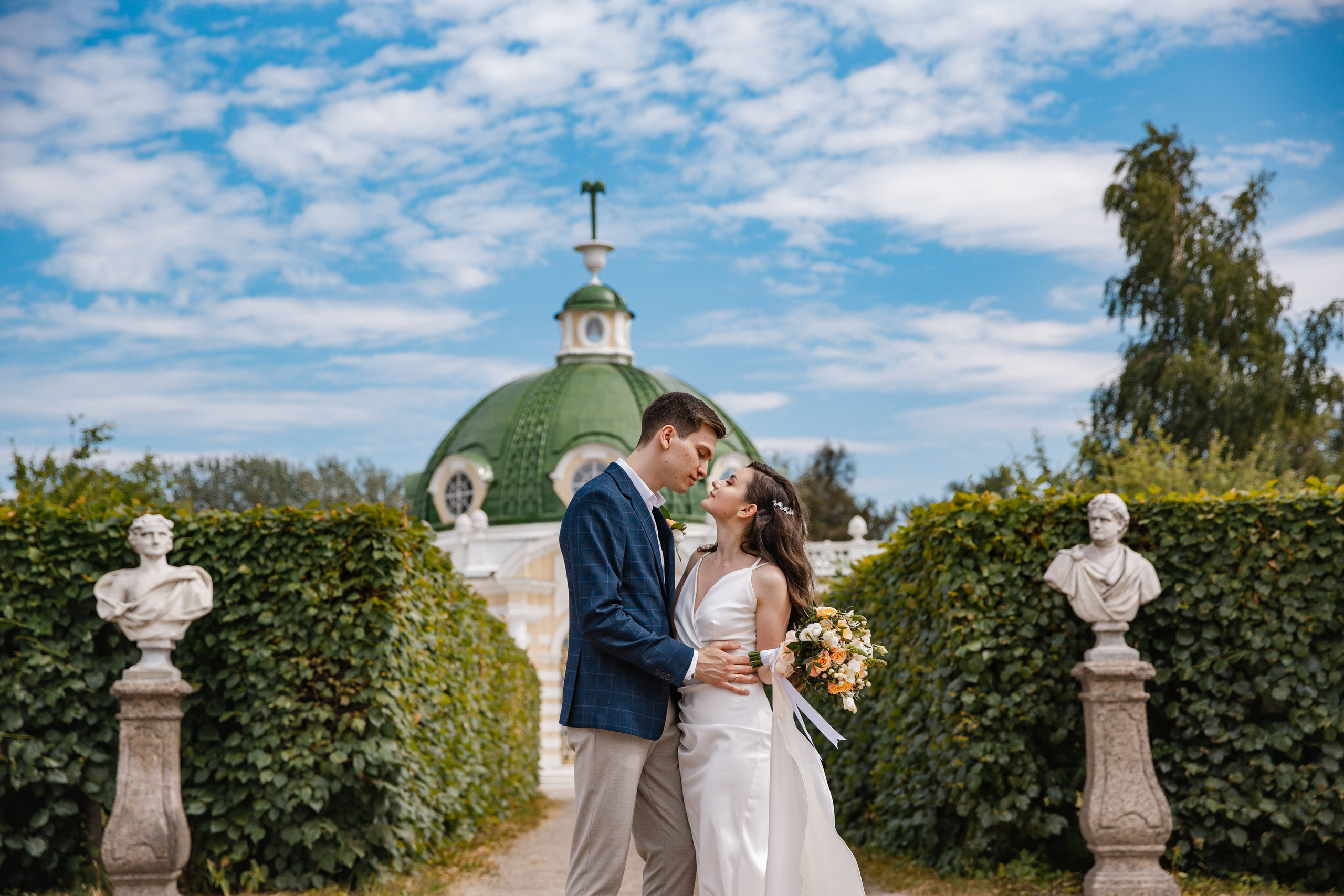 Свадебная фотосессия в усадьбе Кусково. Фотограф и видеограф Анна Домашенко