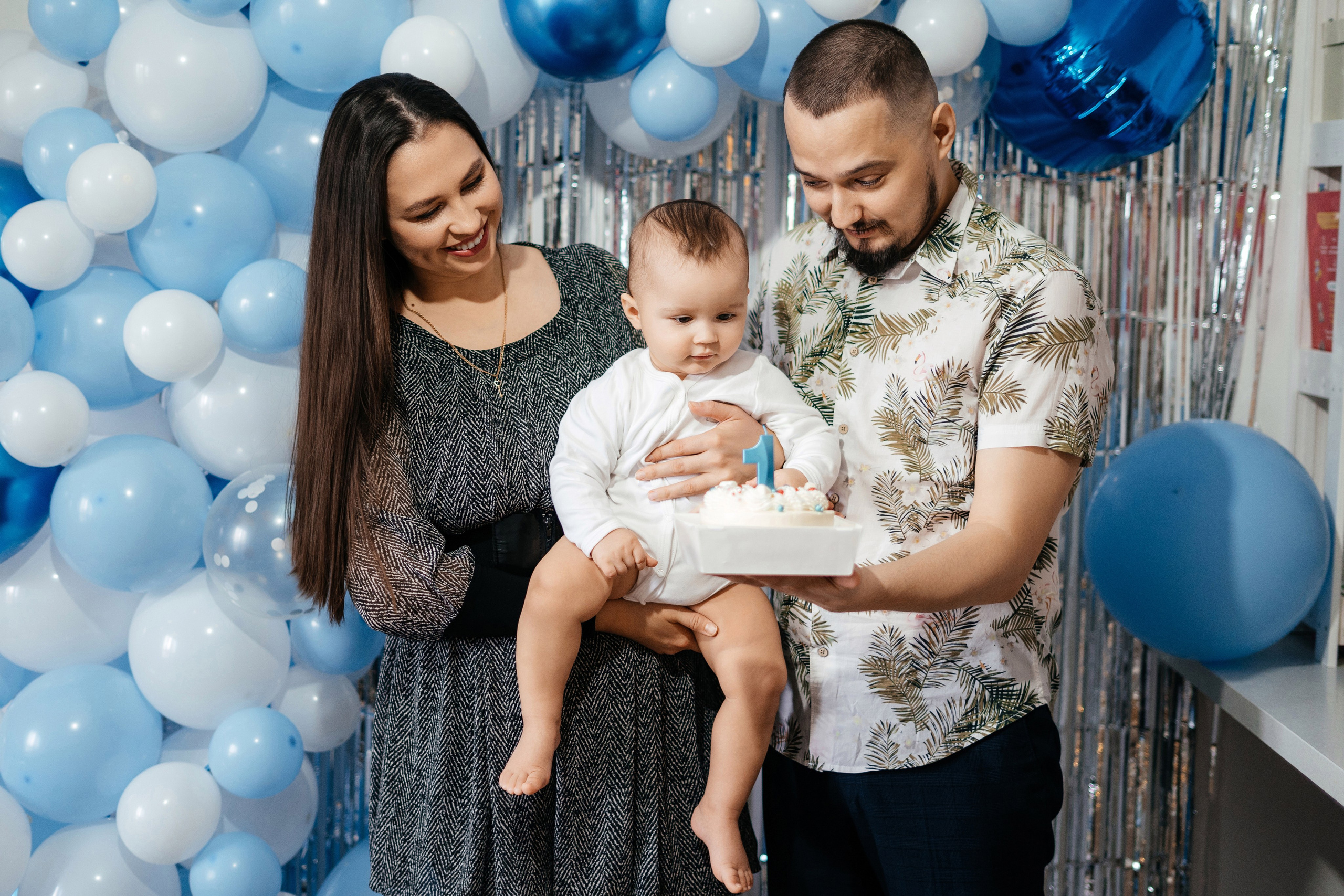 Домашнее годовасие Юры. Главная