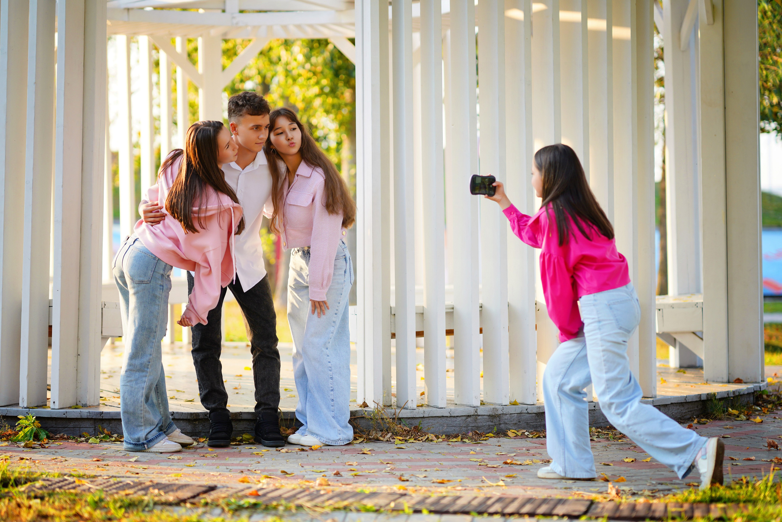 Осень 9,11 класс. Современные выпускные альбомы. Мы делаем не просто альбомы, а стильные фотокниги