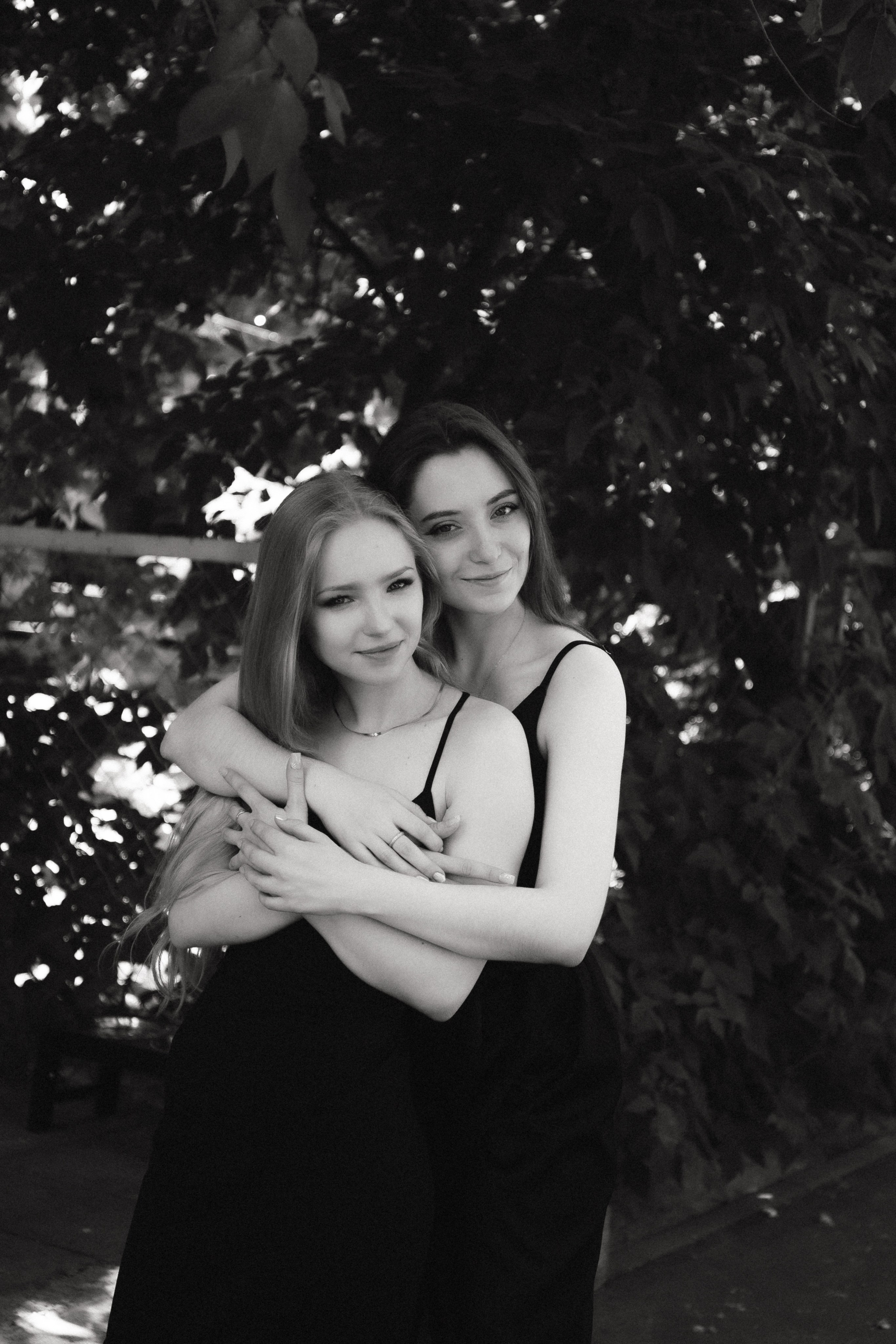 Ксения и Арина. Свадебный и портретный фотограф в Новосибирске Любовь Исакова