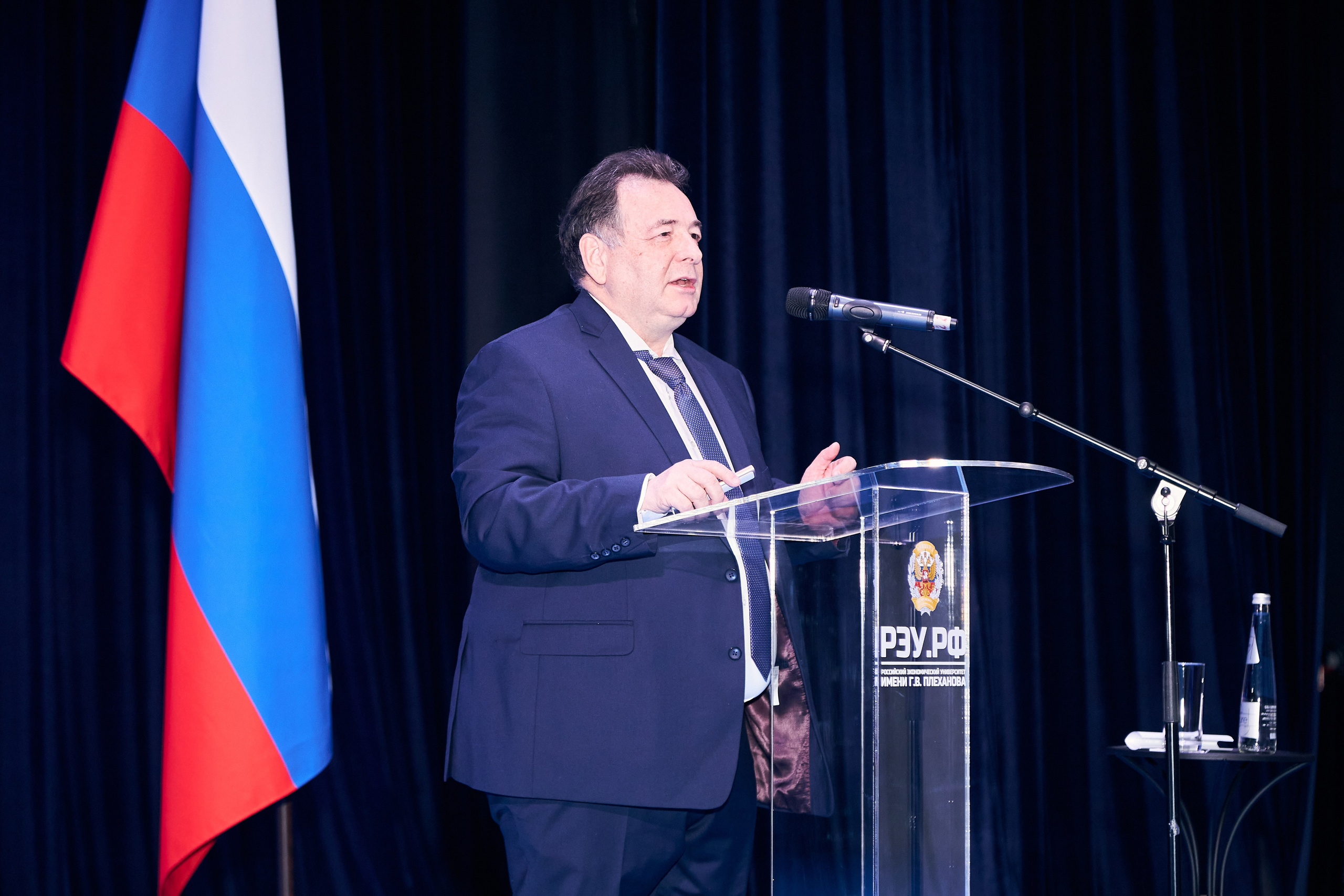 Седьмой профессорский форум. Фотограф Савченко Люба. Москва