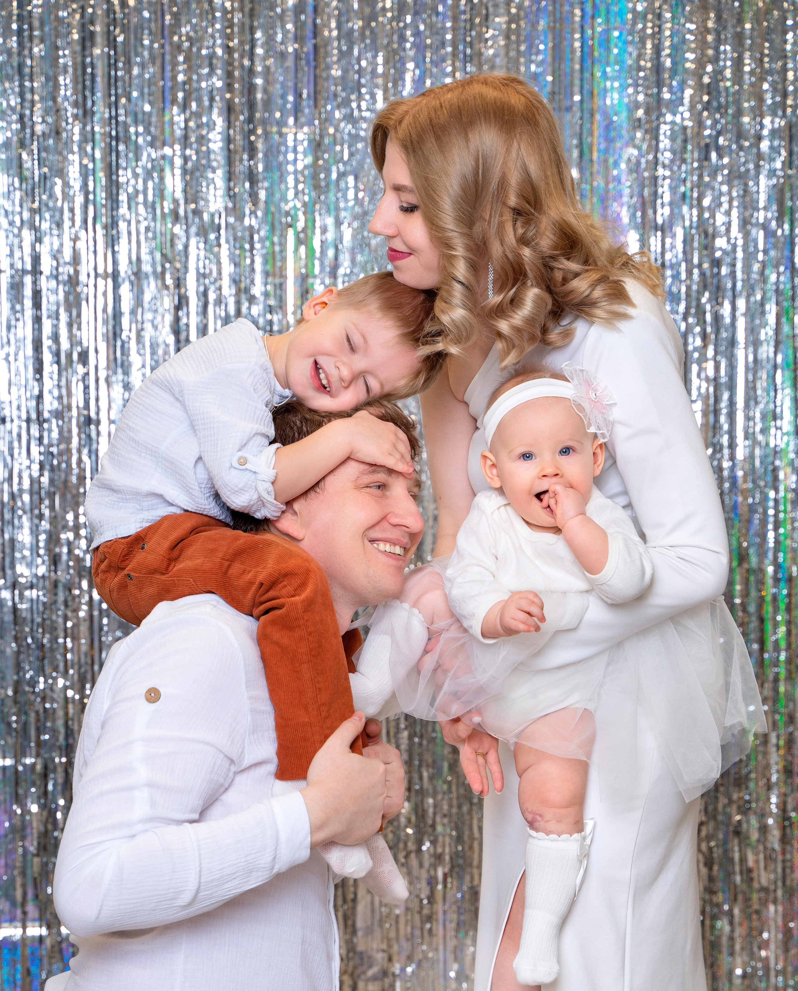 ***. Детский и семейный фотограф. ВЫПУСКНЫЕ АЛЬБОМЫ. Москва