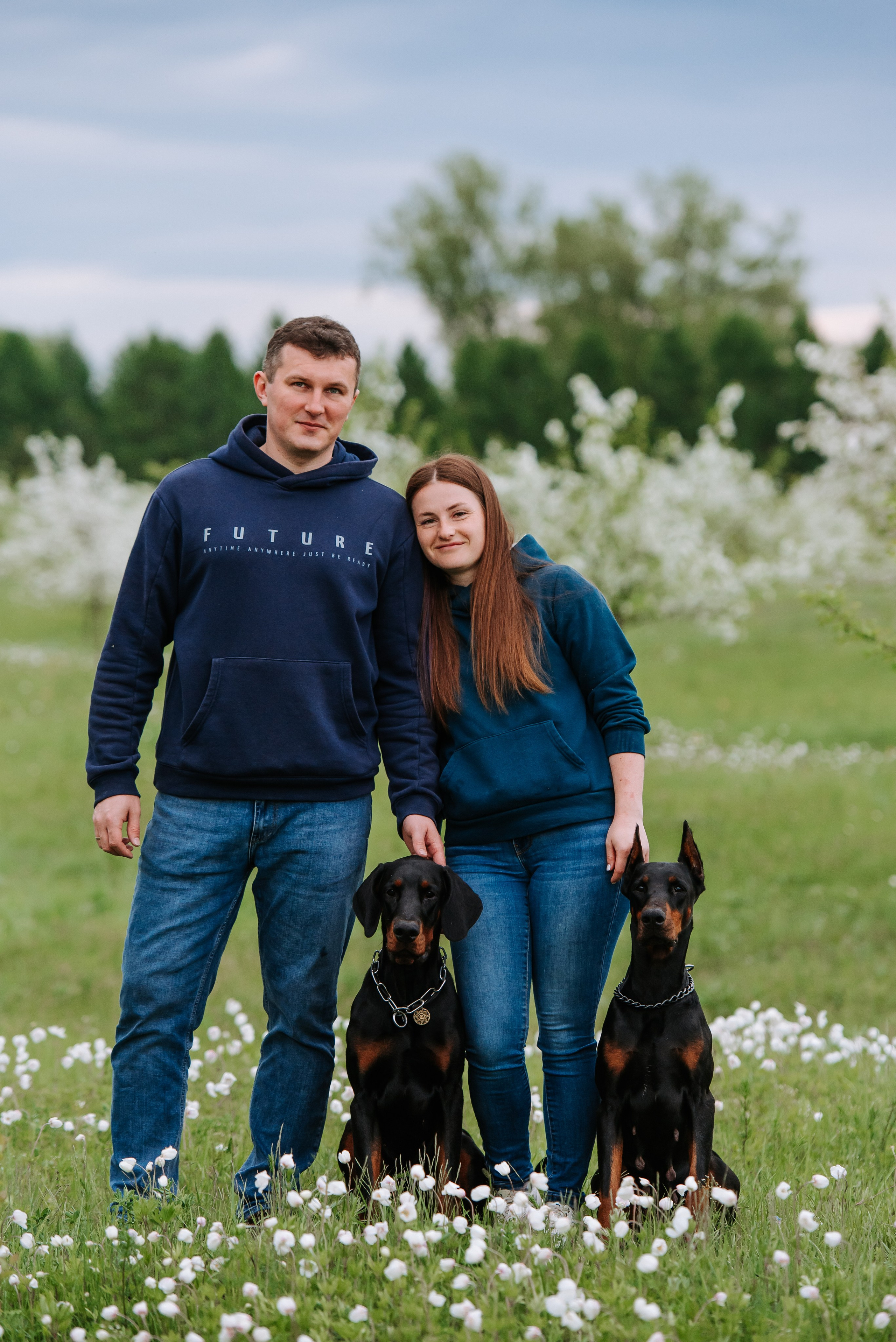 Цветение с доберманами. Фотограф Диана Оленина Красноярск / Братск