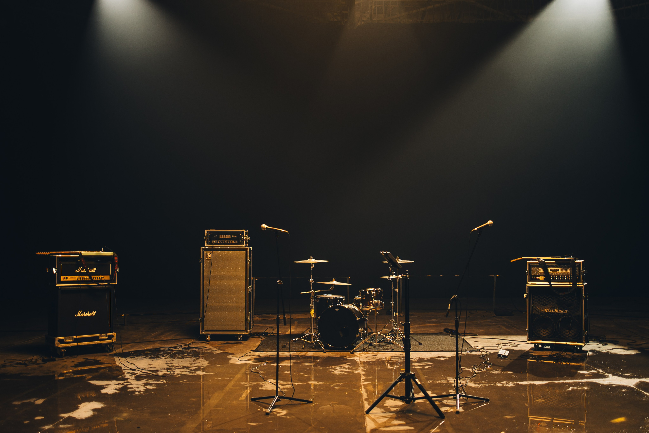 Soso Pavliashvili & Leo Kandelaki backstage, Moscow, Russia. Anna Atayan Photographer