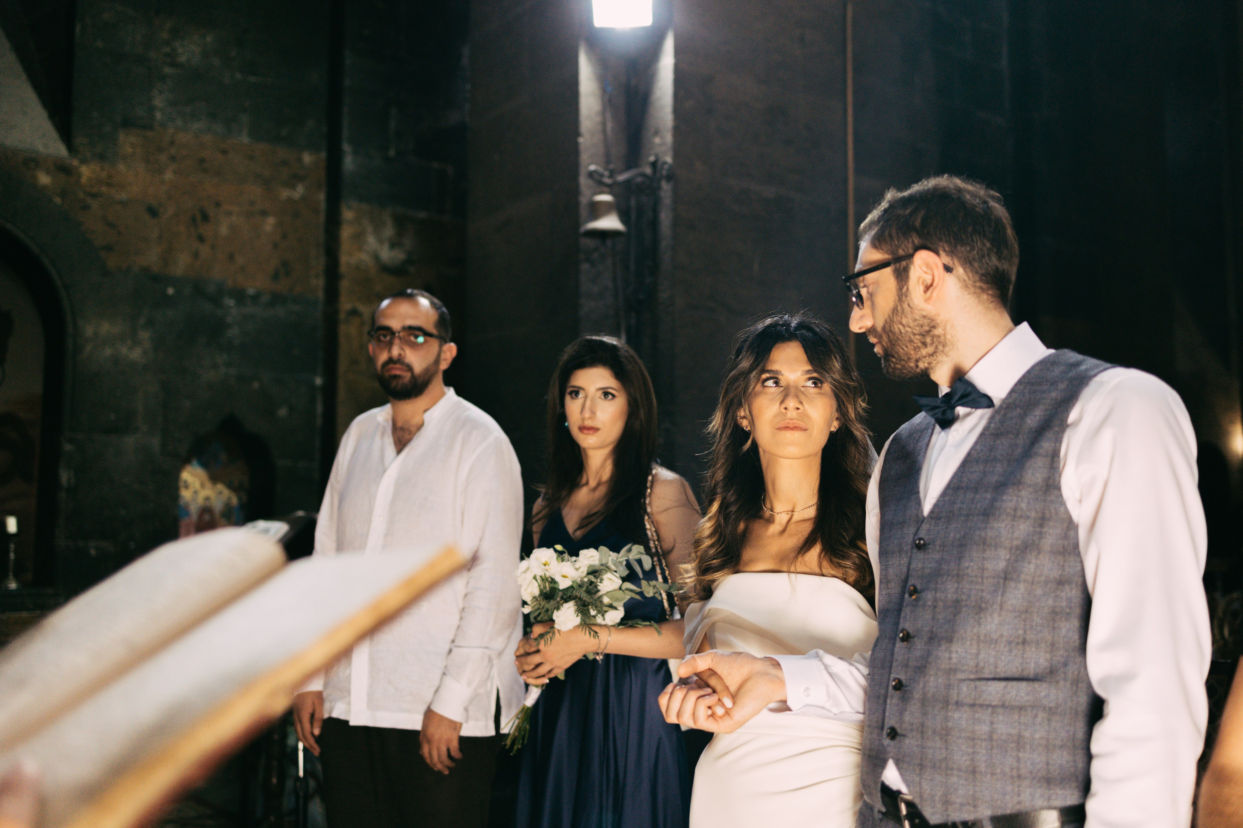 Свадьба Мери и Арама в храме Мухни. Фотограф в Армении Женя Гилевич