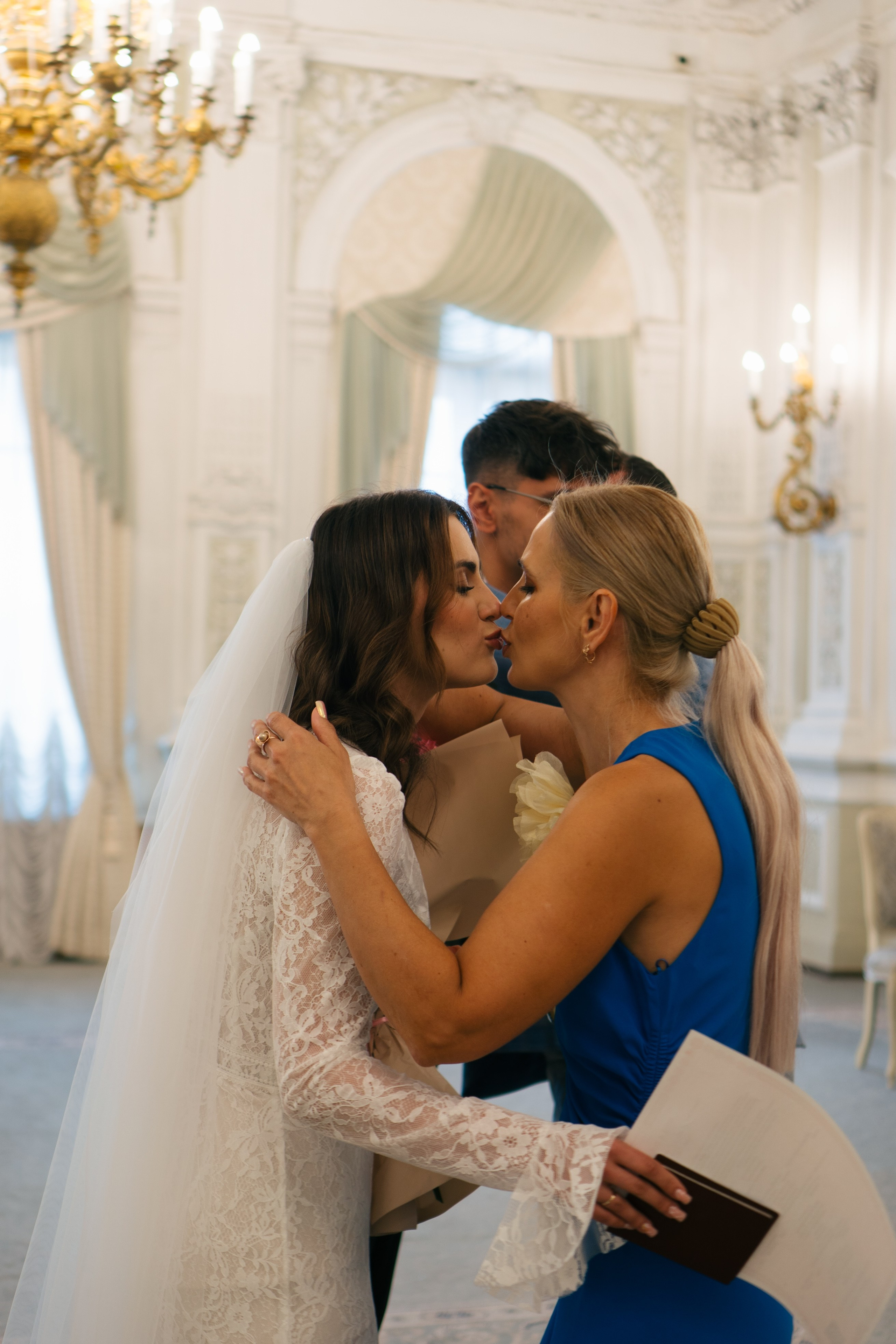 СЪЁМКИ В ПЕРВОМ ДВОРЦЕ ПРОГУЛКА И СТУДИЯ. Профессиональный фотограф, Санкт-Петербург — Виктория Богомолова