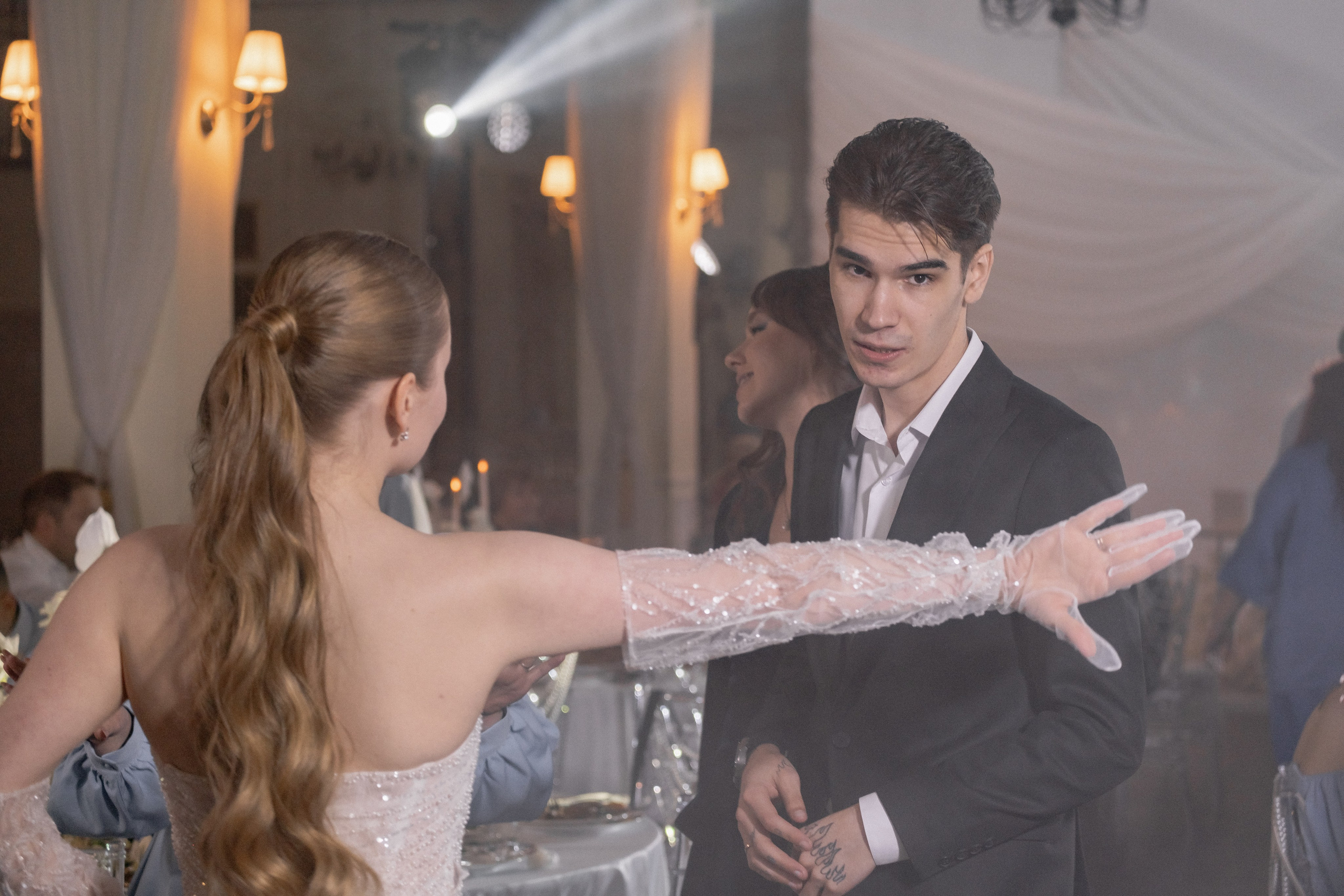 СВАДЕБНЫЙ БАНКЕТ (СНЯТО В СИБИРЕ В НИЖНЕВАРТОВСКЕ). Профессиональный фотограф, Санкт-Петербург — Виктория Богомолова