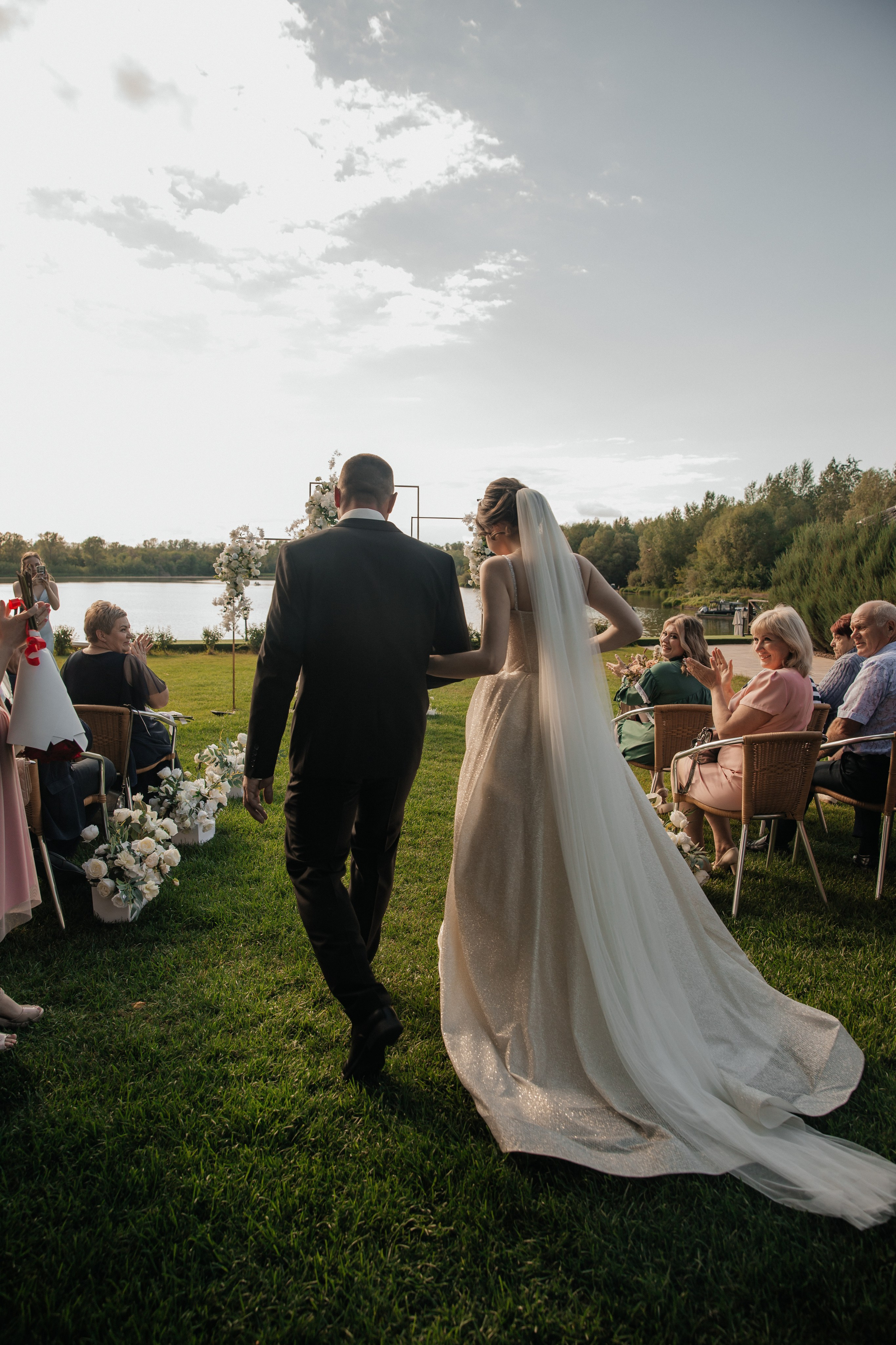 Wedding «Sunlight». Свадебные фотограф и видеограф Наталья и Анатолий Новиковы СПб