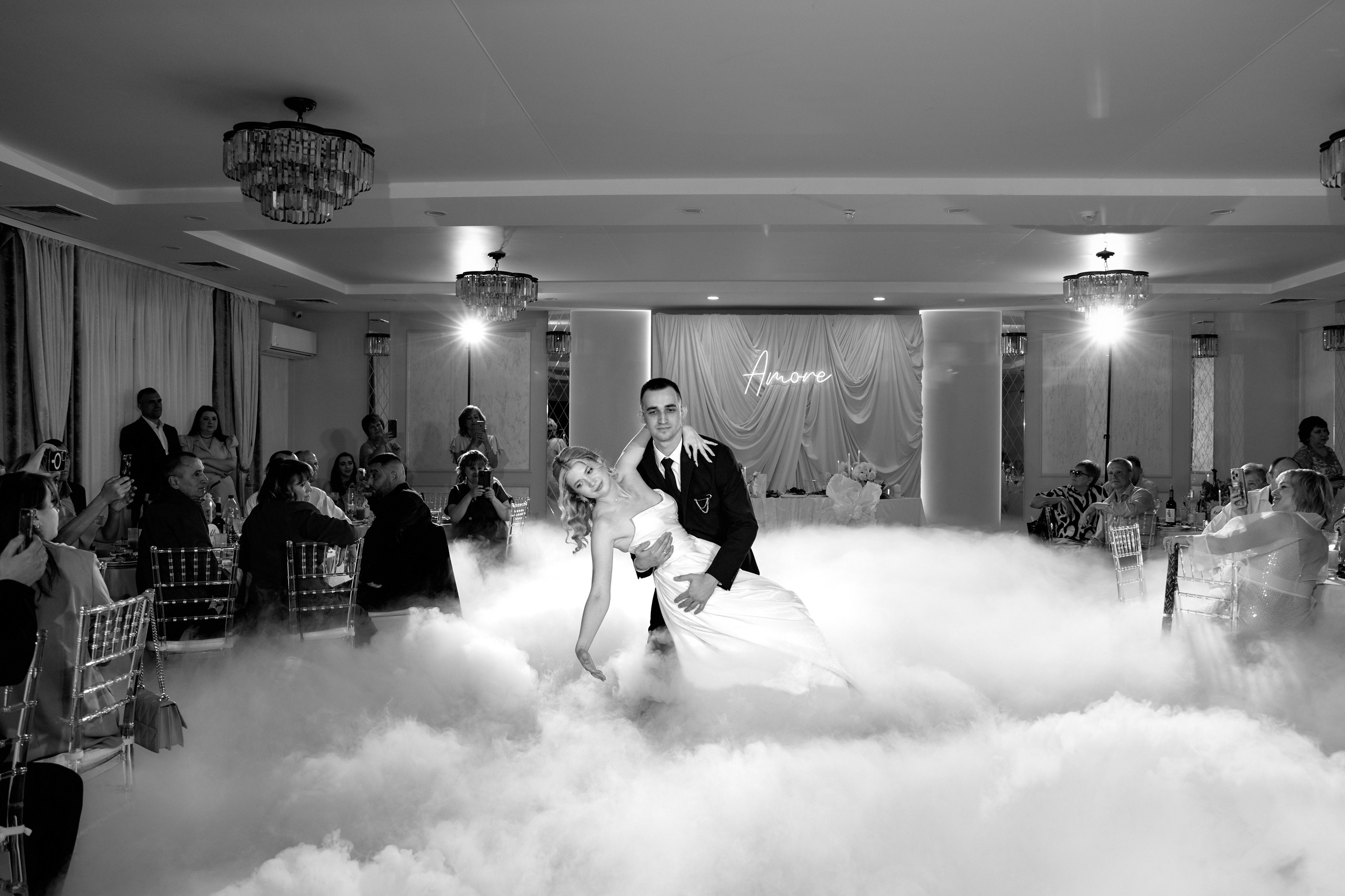 Первый танец молодоженов в Ульяновске. Фотограф Орешина Елена