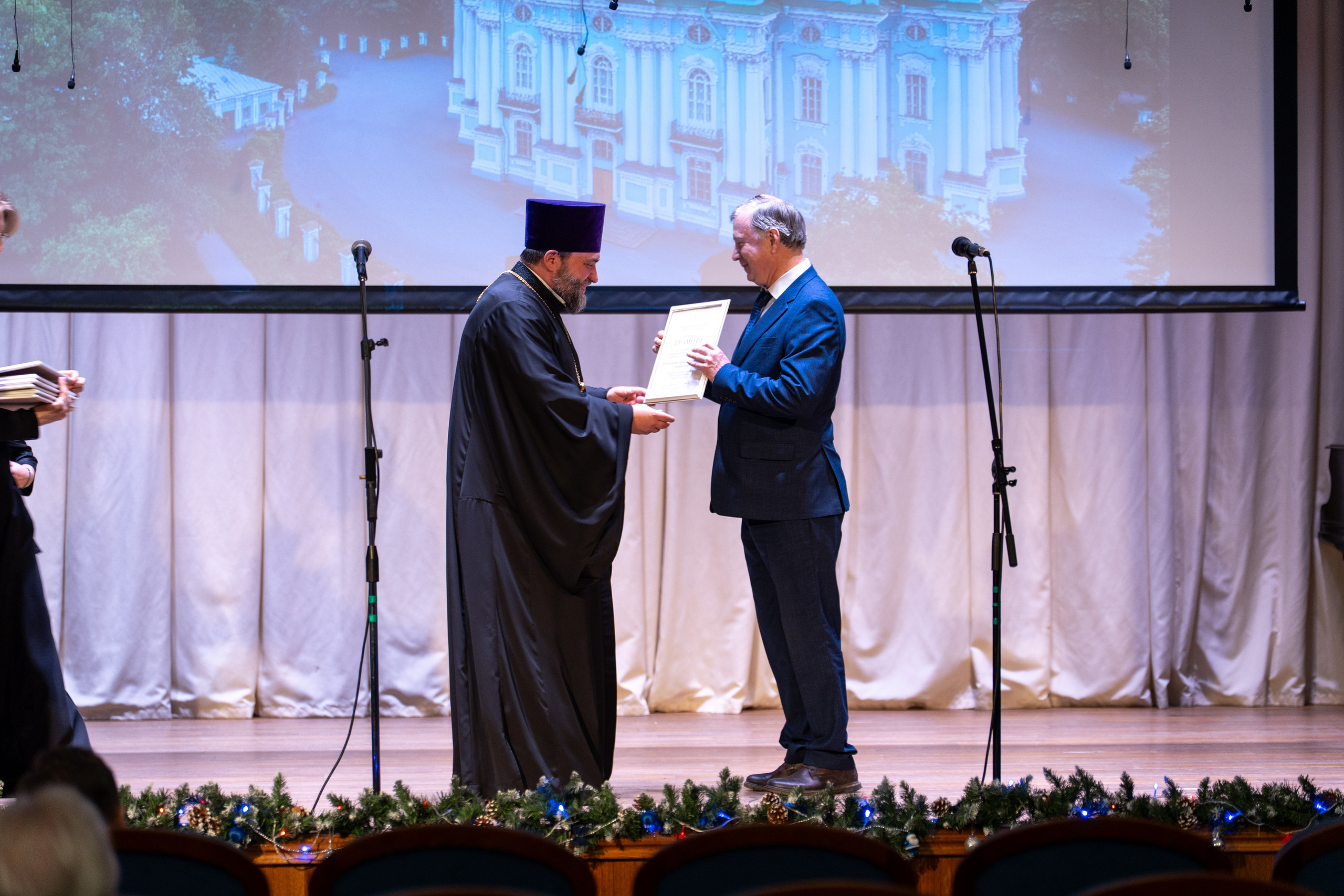 Праздничный концерт в честь 265 летия освящения нижнего храма собора во имя Святителя и Чудотворца Николая. НИКОЛО-БОГОЯВЛЕНСКИЙ МОРСКОЙ СОБОР