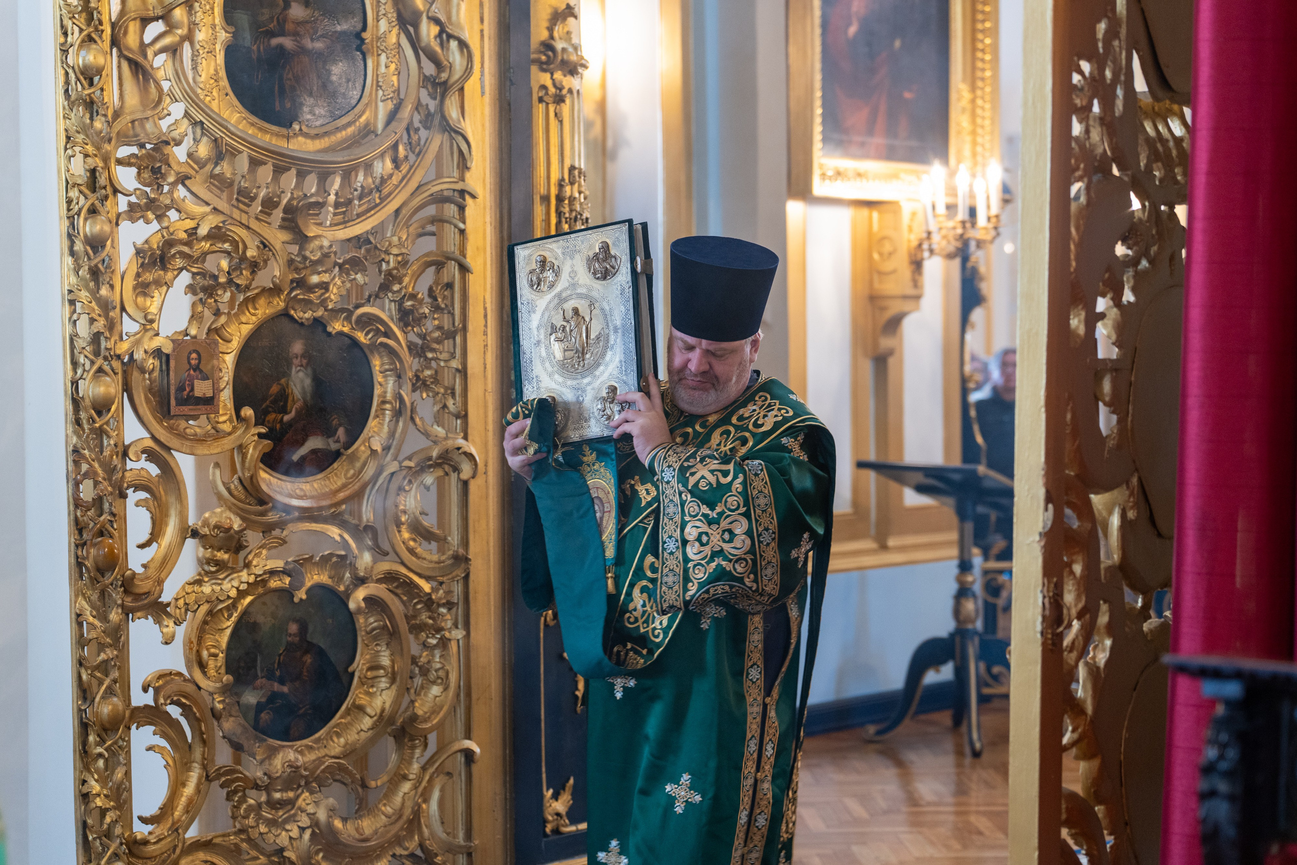 Неделя ваий (цветоносная, Вербное воскресение). ВХОД ГОСПОДЕНЬ ВО ИЕРУСАЛИМ. НИКОЛО-БОГОЯВЛЕНСКИЙ МОРСКОЙ СОБОР