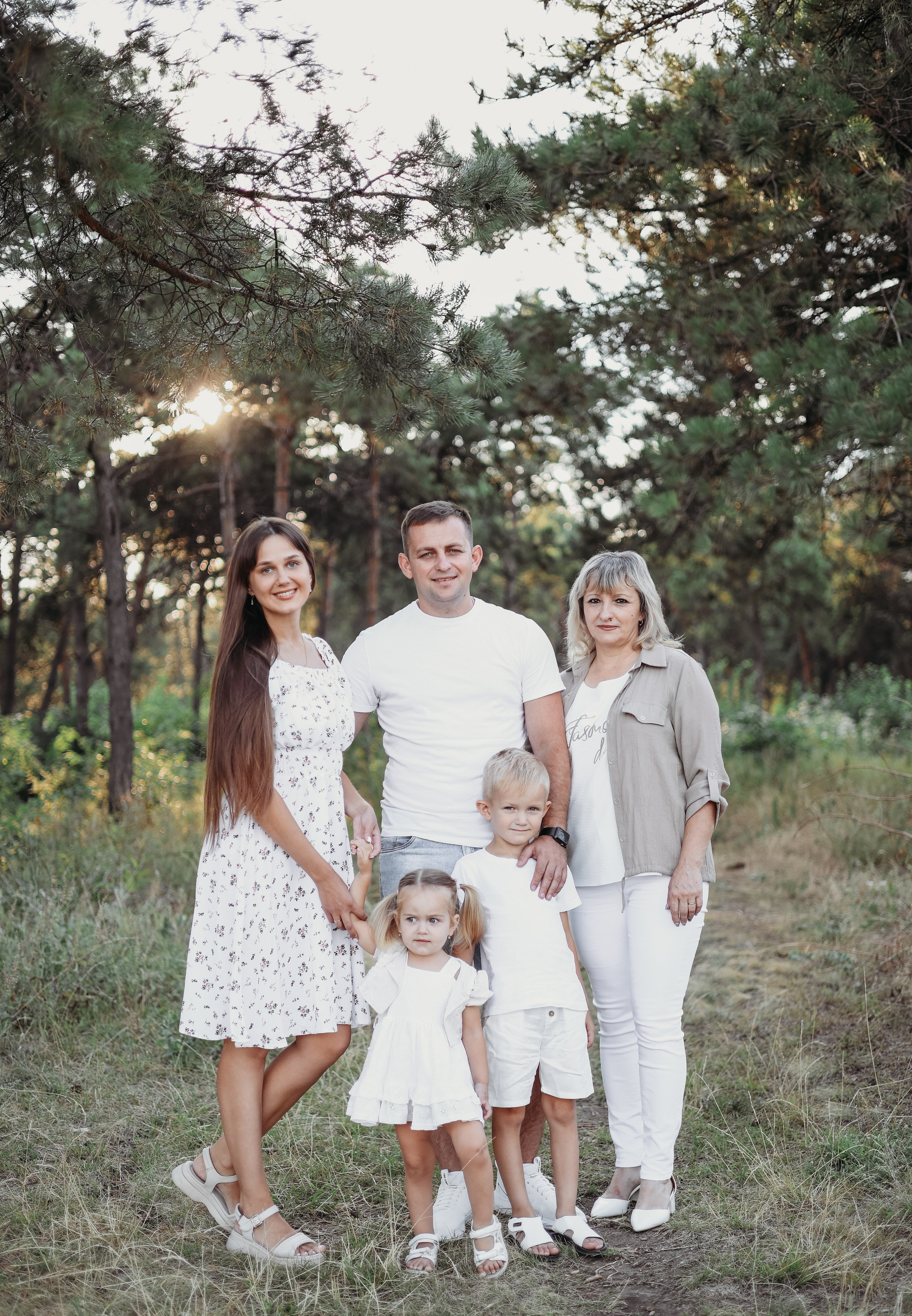 Сергей, Вика, Артем и Алина. Фотограф Алевтина Матешук