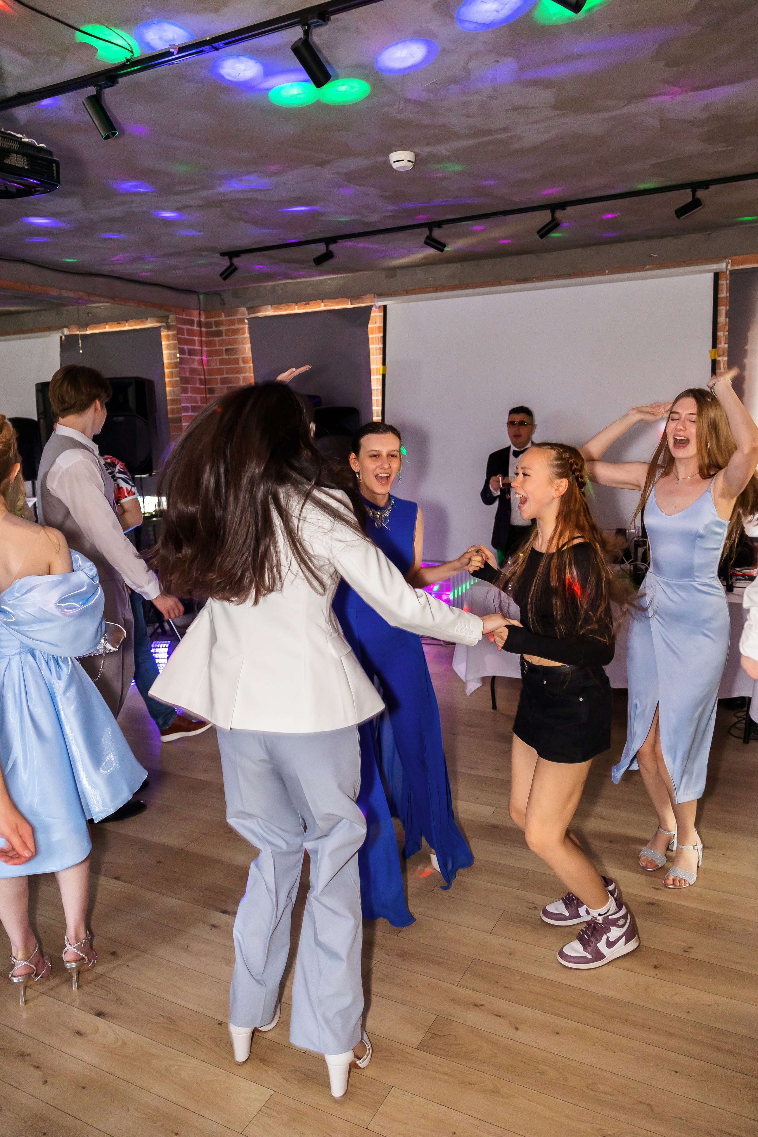 Праздник в честь окончания 9. Фотограф г. Москва Олеся Пантелеева