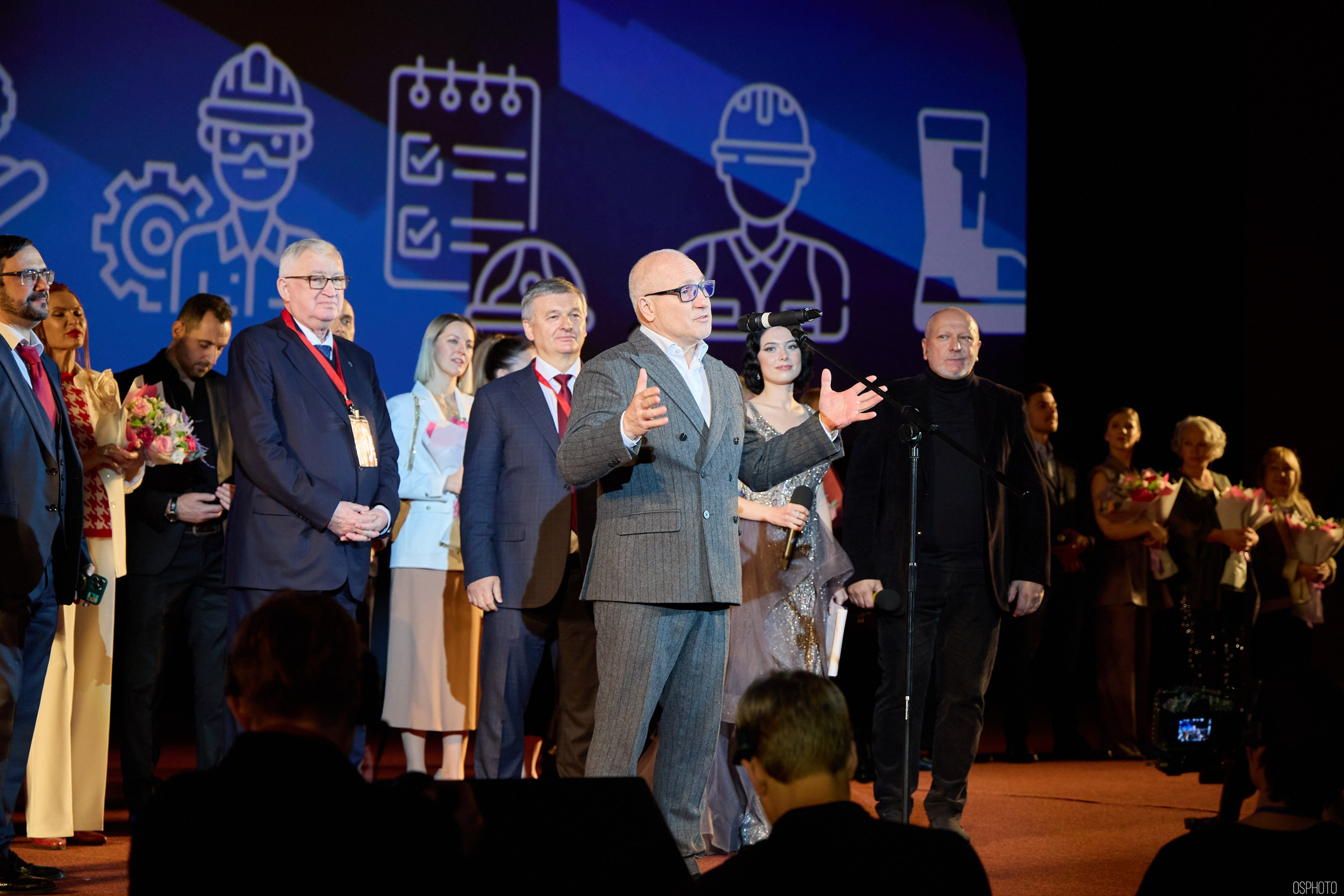 Кинофестиваль фильмов об охране труда | Кинотеатр «Октябрь». OSPhoto