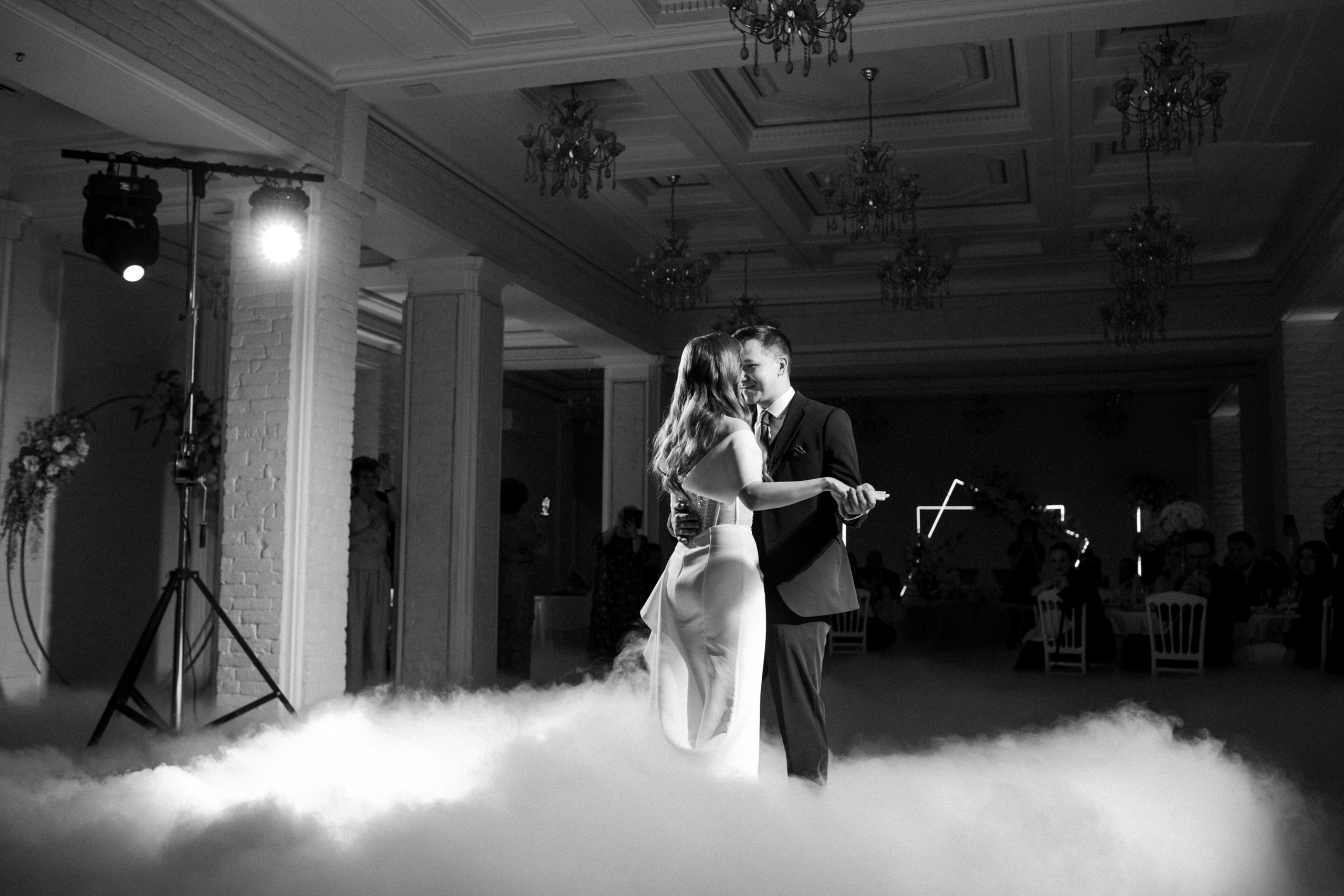 Свадьба в Петербурге в сентябре. Свадебный фотограф Кирилл Белый