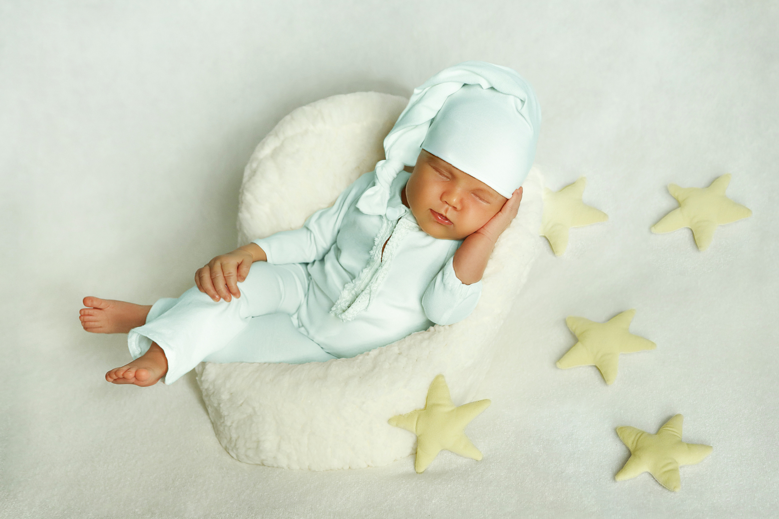 Фотосессия малыша Екатеринбург. Фотосессия новорождённого Екатеринбург. Фотограф newborn Екатеринбург. Фотограф новорожденных Екатеринбург. Фотограф Екатеринбург. Фотосессия Екатеринбург. Фотосессия под ключ Екатеринбург 