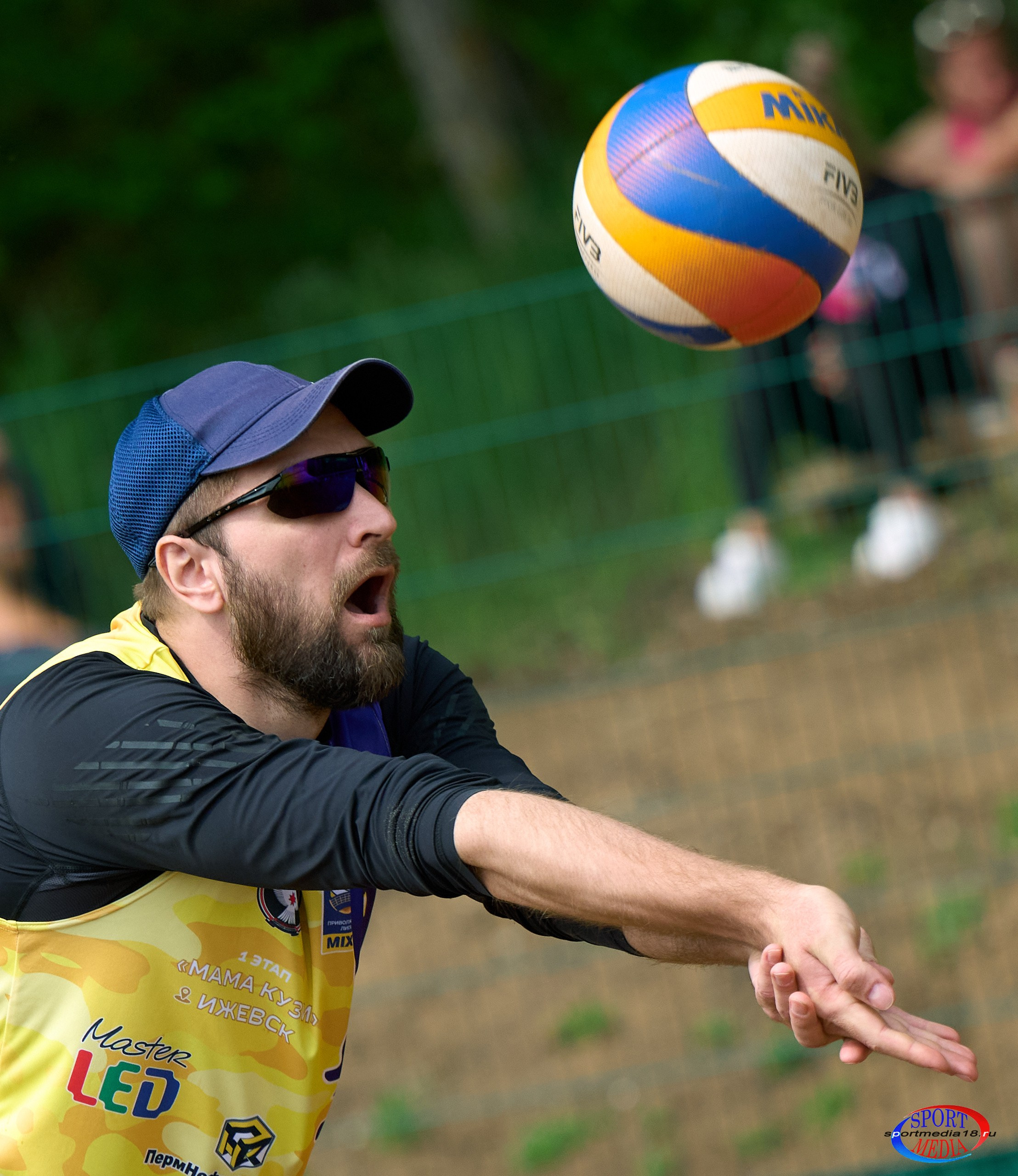 Пляжный волейбол. ПРИВОЛЖСКАЯ ЛИГА MIXT Ижевск 18.05.2025. Спортивный репортажный фотограф в Ижевске Сергей Мерзляков