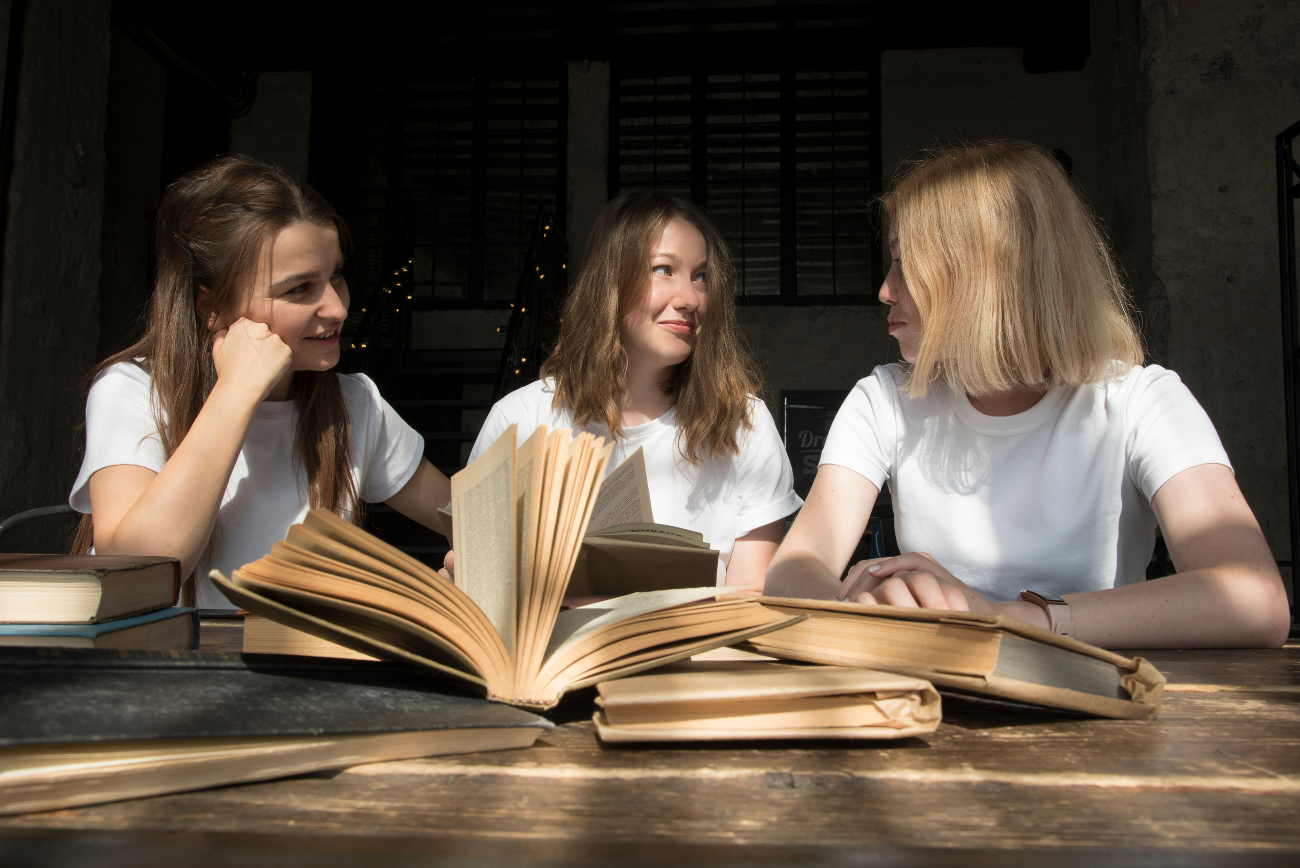 Девичник: Татьяна, Мария и Анастасия. Индивидуальные и свадебные фотосессии в Москве. Фотограф Маякова Вера