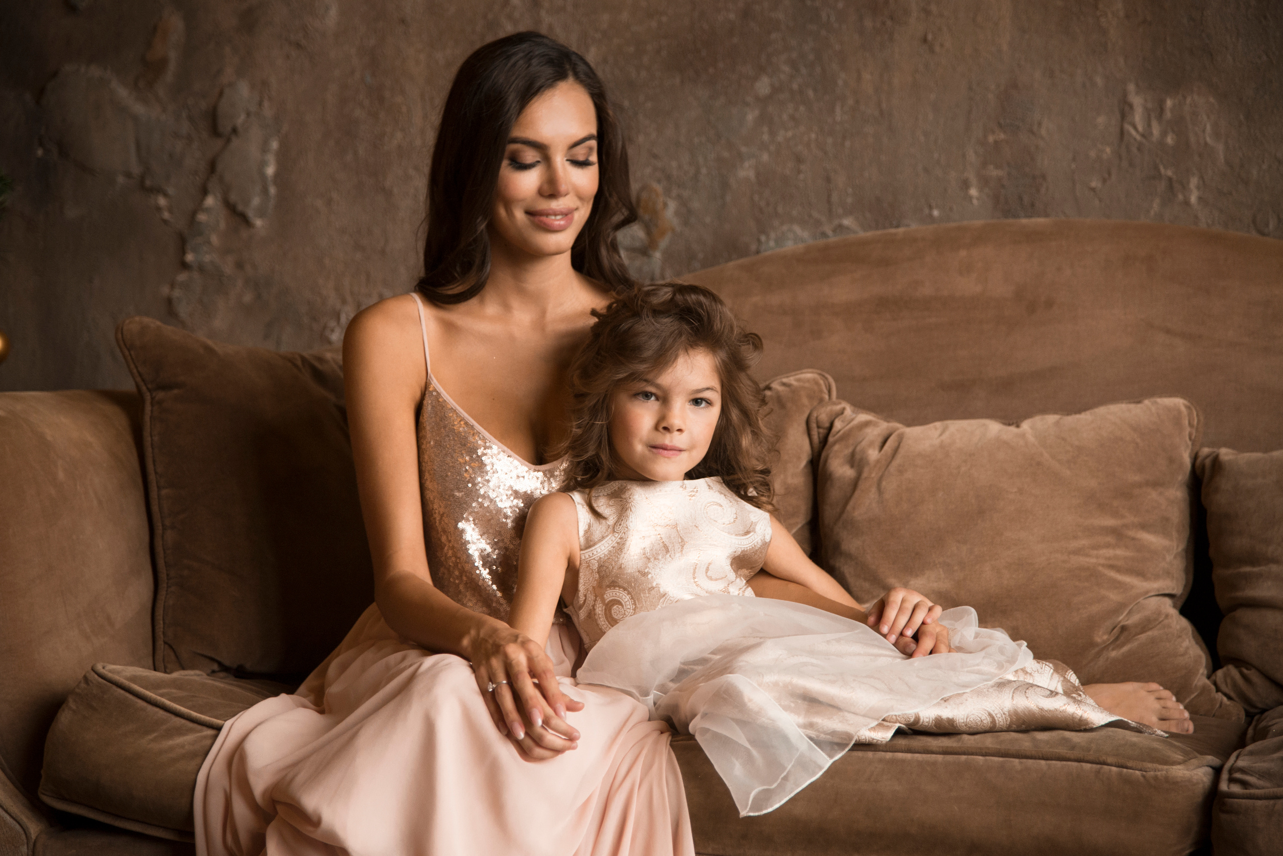 Вероника Котова с дочкой. Индивидуальные и свадебные фотосессии в Москве. Фотограф Маякова Вера