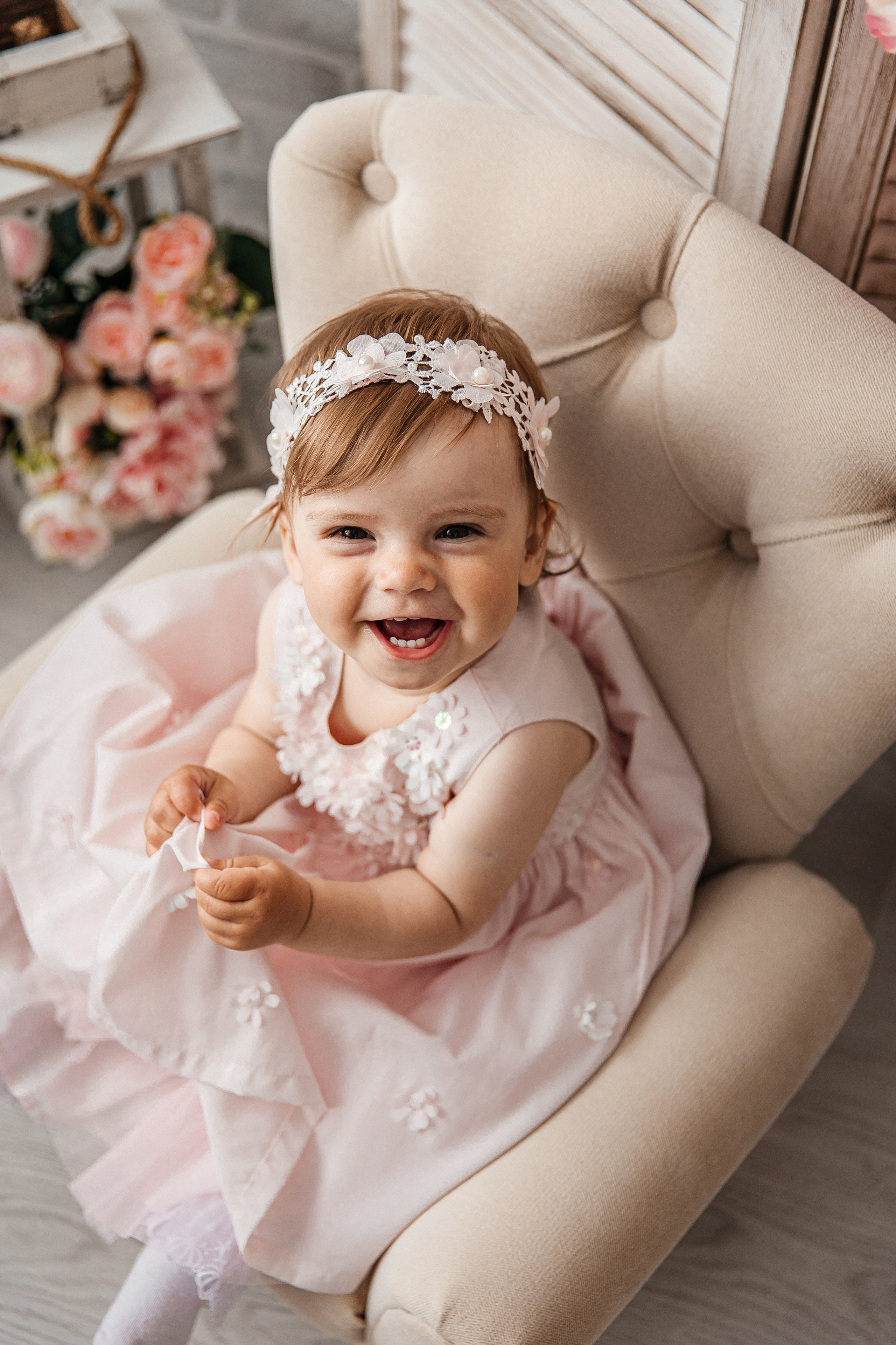 Минимализм (единичка, буквы-кубики, отдельный реквизит на фоне). Детский фотограф, выпускные альбомы в Нижнем Новгороде Бодягина Мария