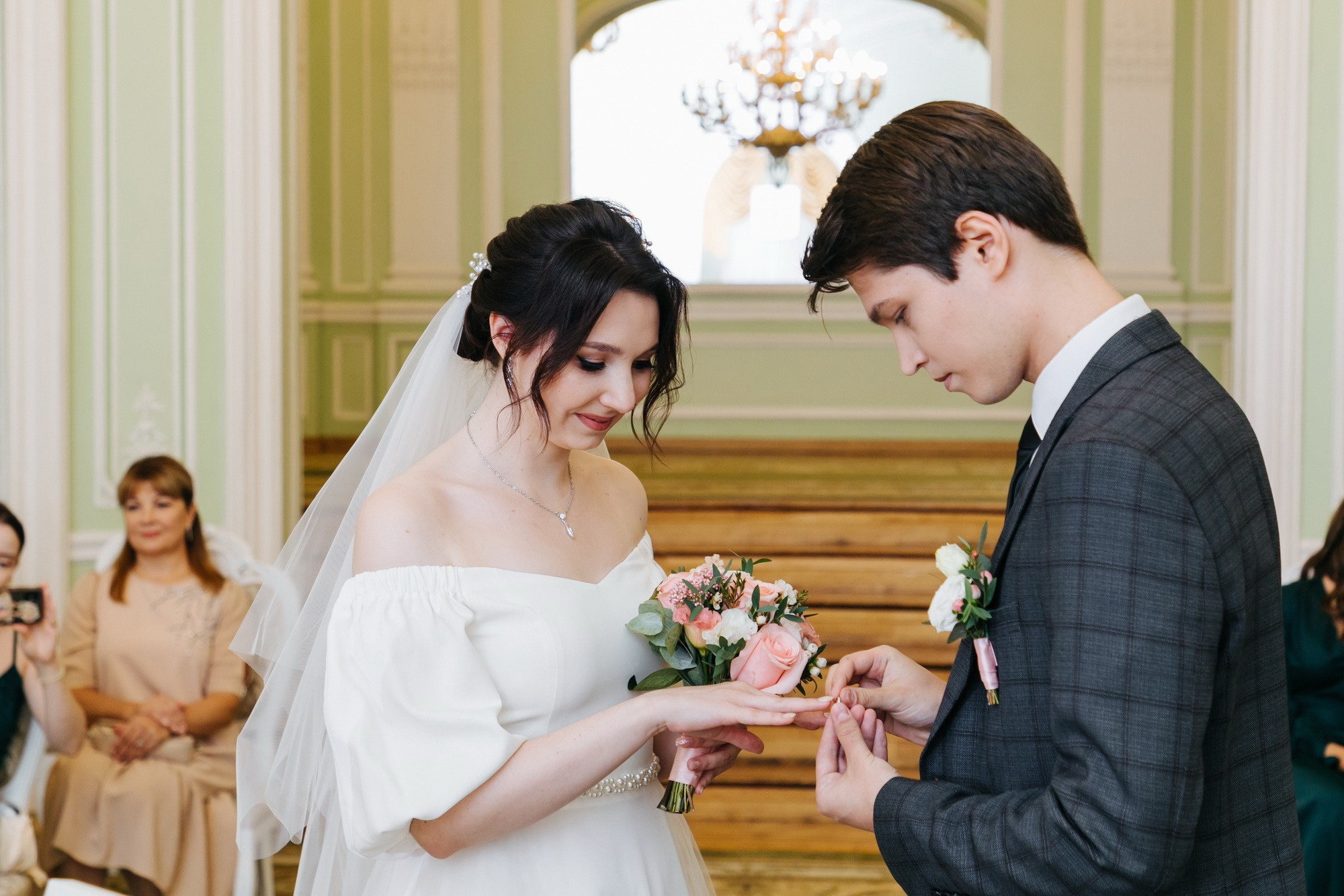 Свадебная регистрация, ЗАГС Петроградского р-на. Фотограф крещение венчание в Петербурге! Помогает подобрать храм и посоветовал душевного батюшку в СПб