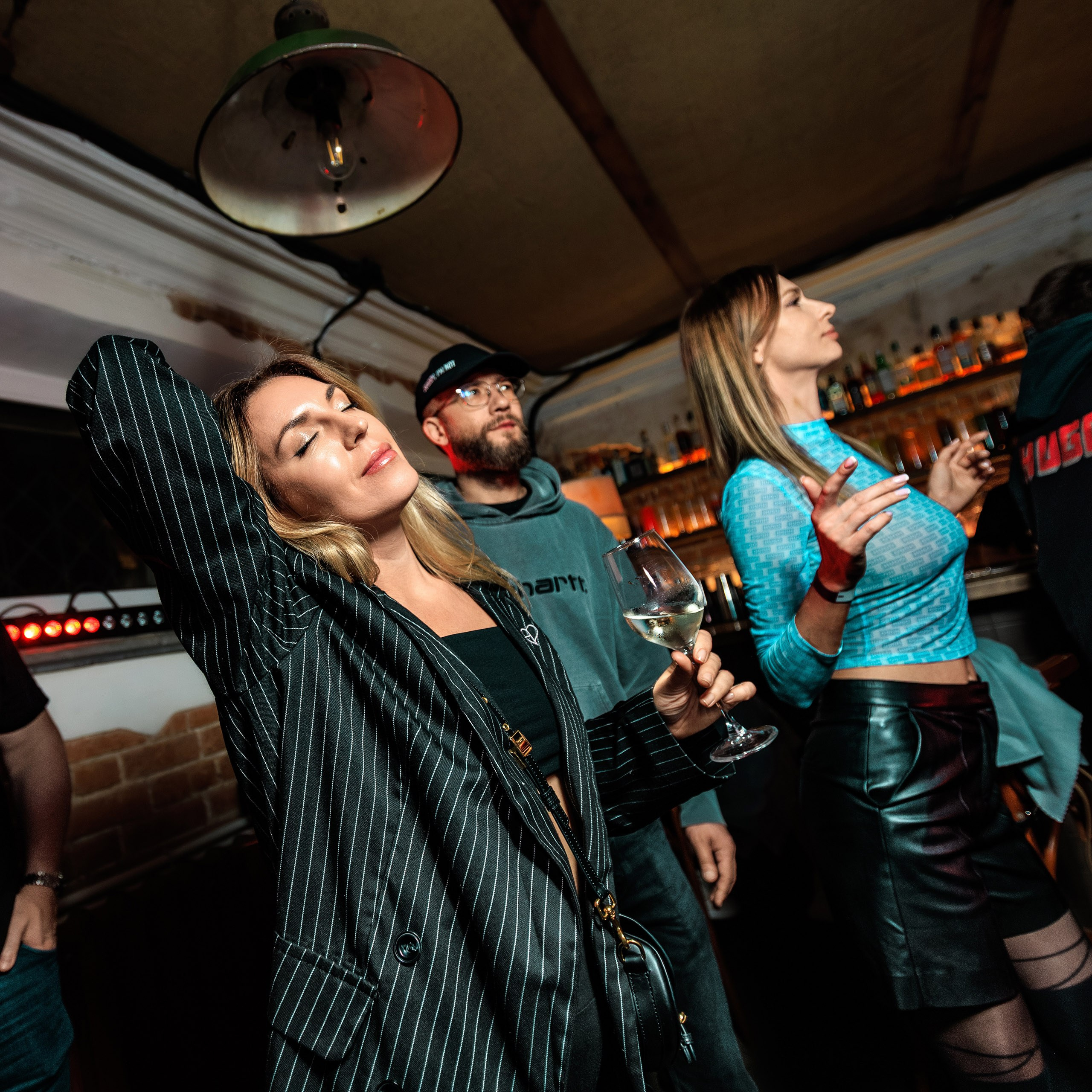 Octave (Ro) x stndrt13. Репортажный фотограф Екатеринбург | Яркий, качественный репортаж | Концерты, клубы, репортаж, праздники, корпоративы