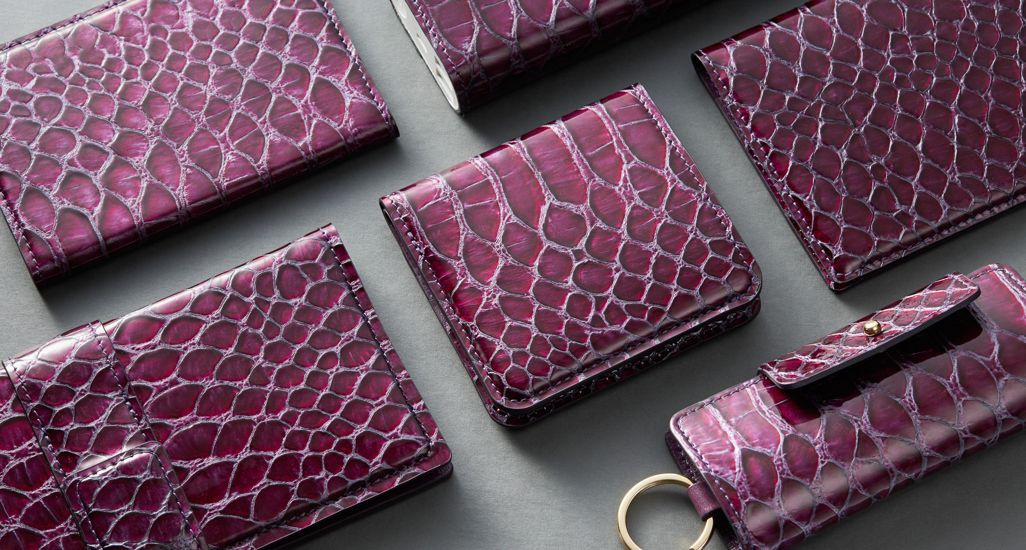 Purple leather accessories - photographer Andrey Dunin