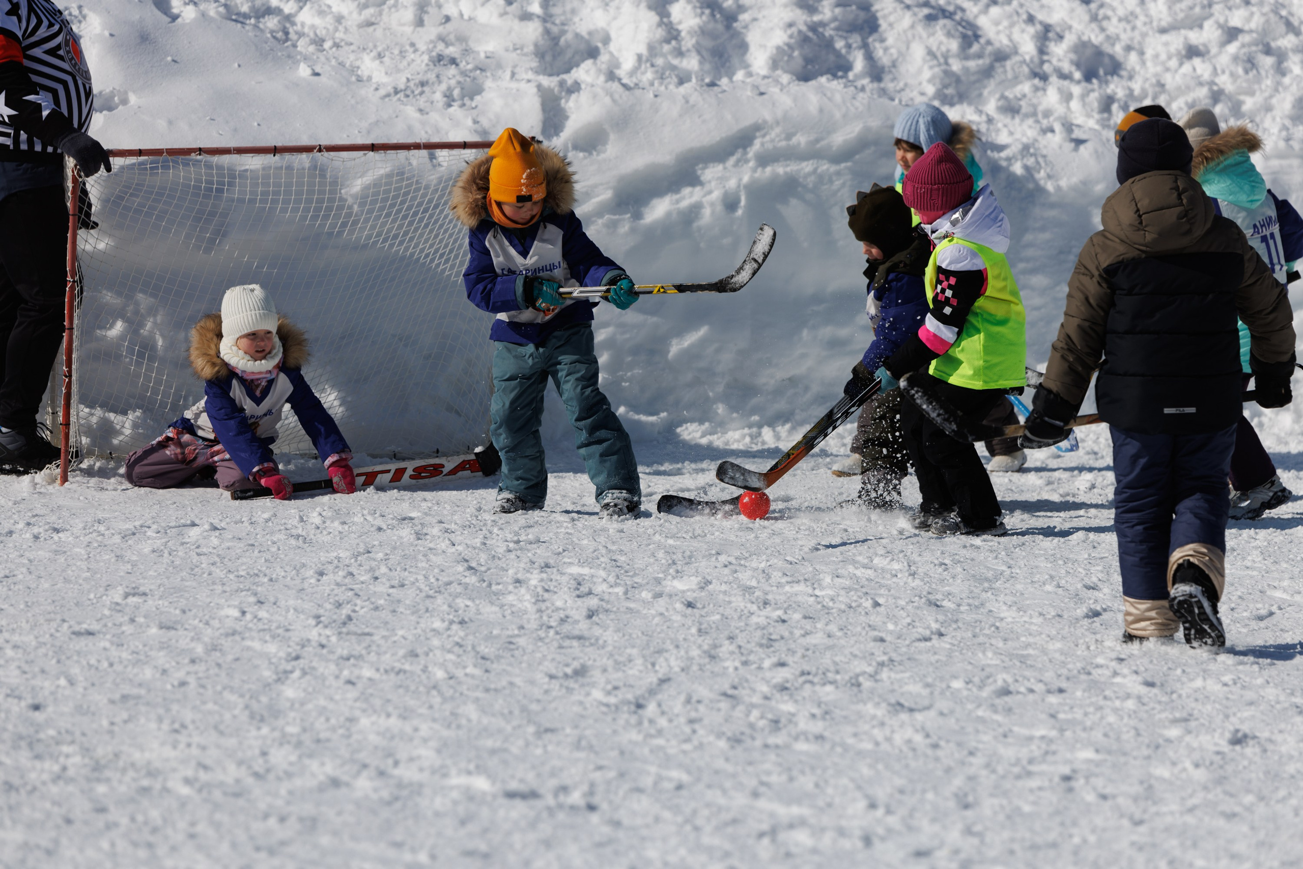 XIII чемпионат  по «ХОККЕЮ В ВАЛЕНКАХ». Свадебный, семейный и репортажный фотограф в Южно-Сахалинске Артур Петросян