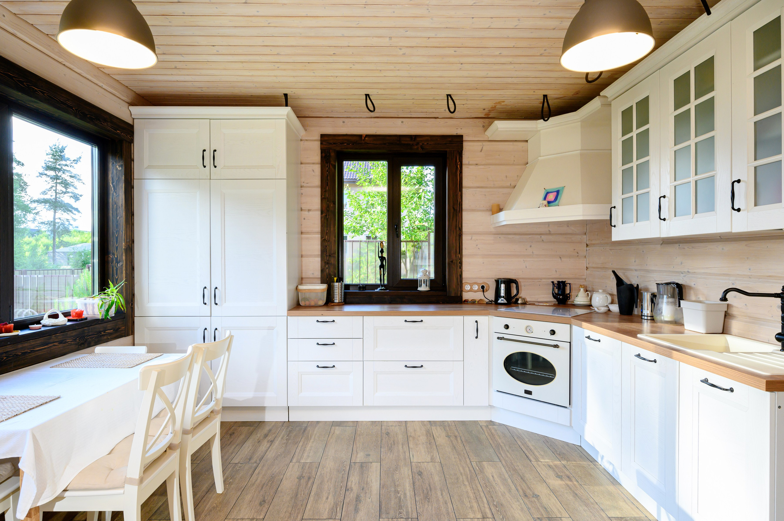 Дом на продажу в Ленинградской области. Интерьерный фотограф. Фото- видеосъемка недвижимости Санкт-Петербург