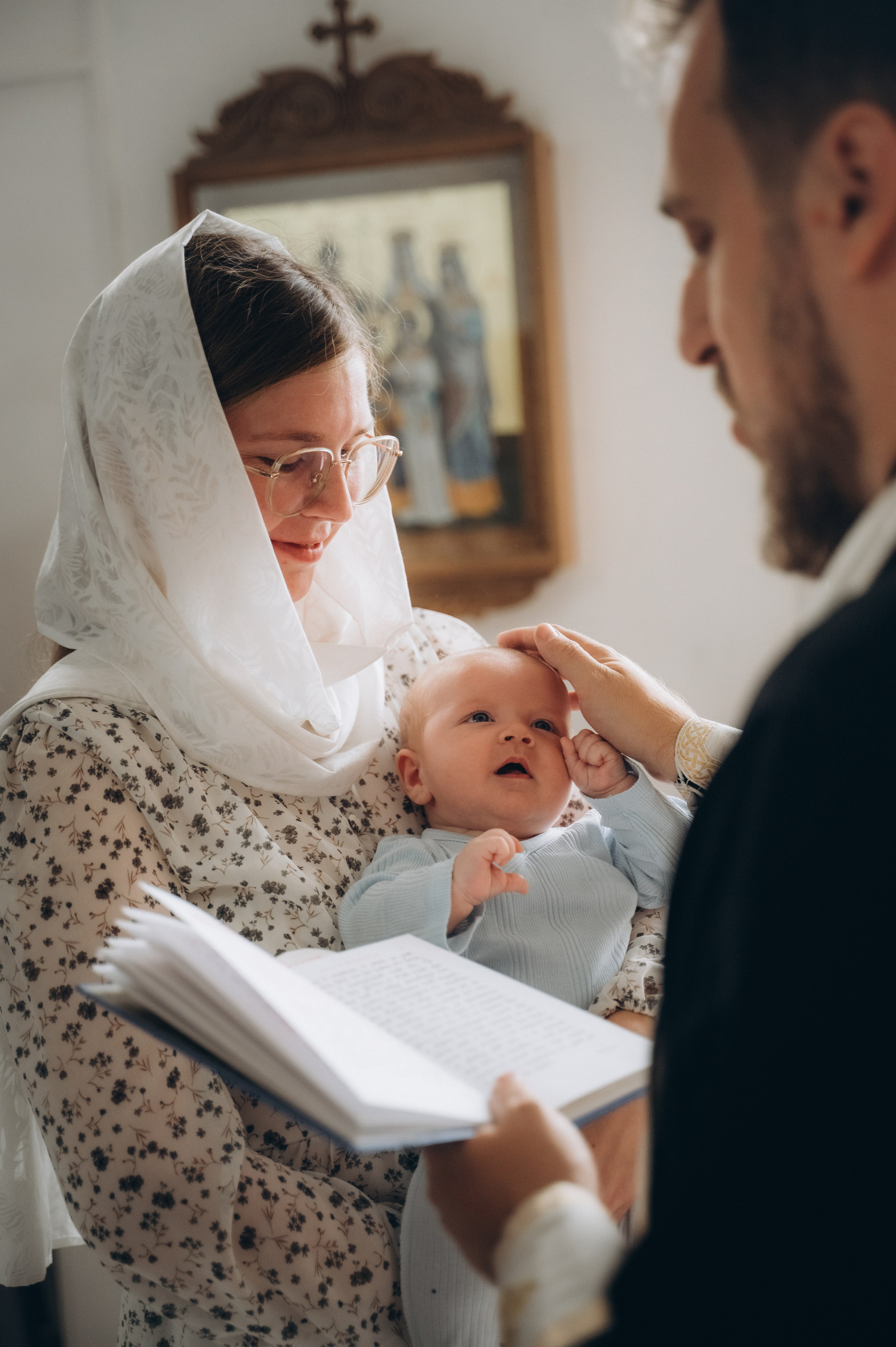 Крещение Ромы (Приход храма святой Равноапостольной княгини Ольги). Семейный фотограф в Минске Дарья Дреко