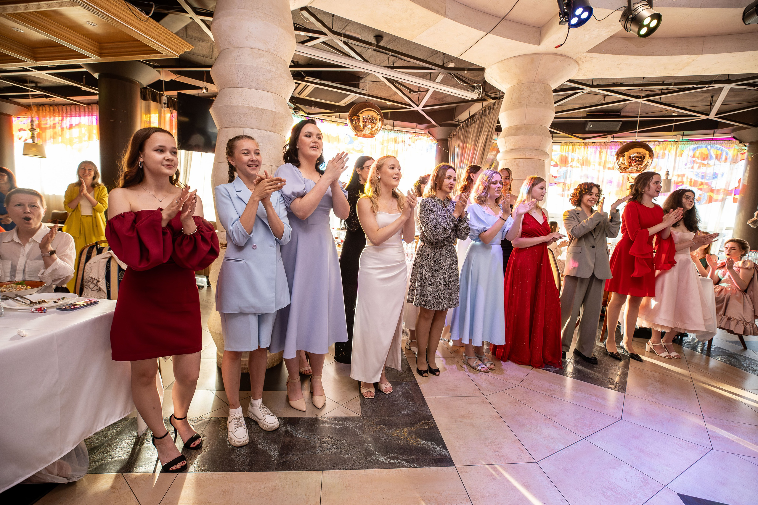 Фото и видео на выпускной в школе и детском саду. Свадебный, семейный видеограф и фотограф в Екатеринбурге Николай Рыков