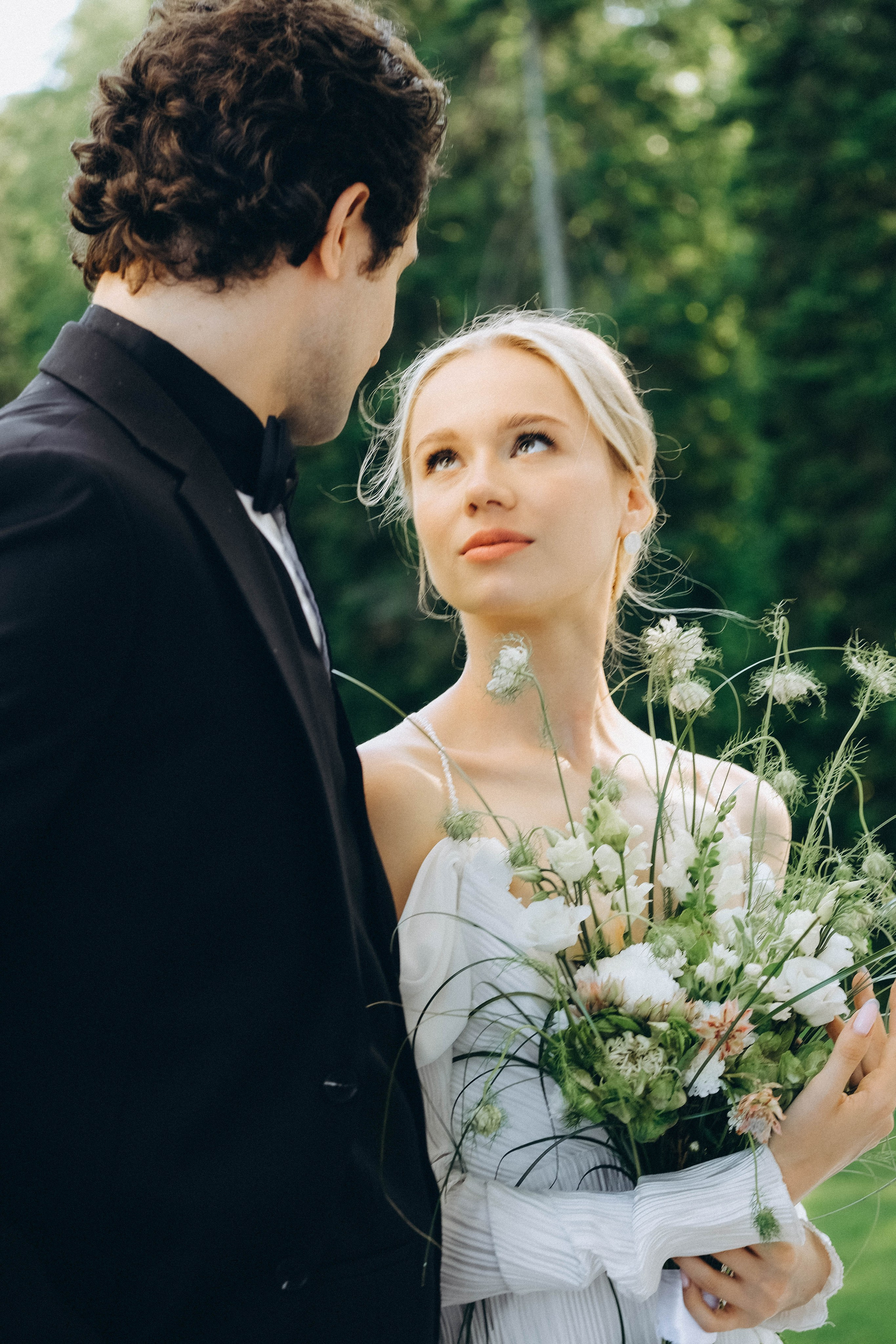 СВАДЕБНАЯ СЬЕМКА В ПАРКЕ ОРАНИЕНБАУМ. Профессиональный фотограф, Санкт-Петербург — Виктория Богомолова