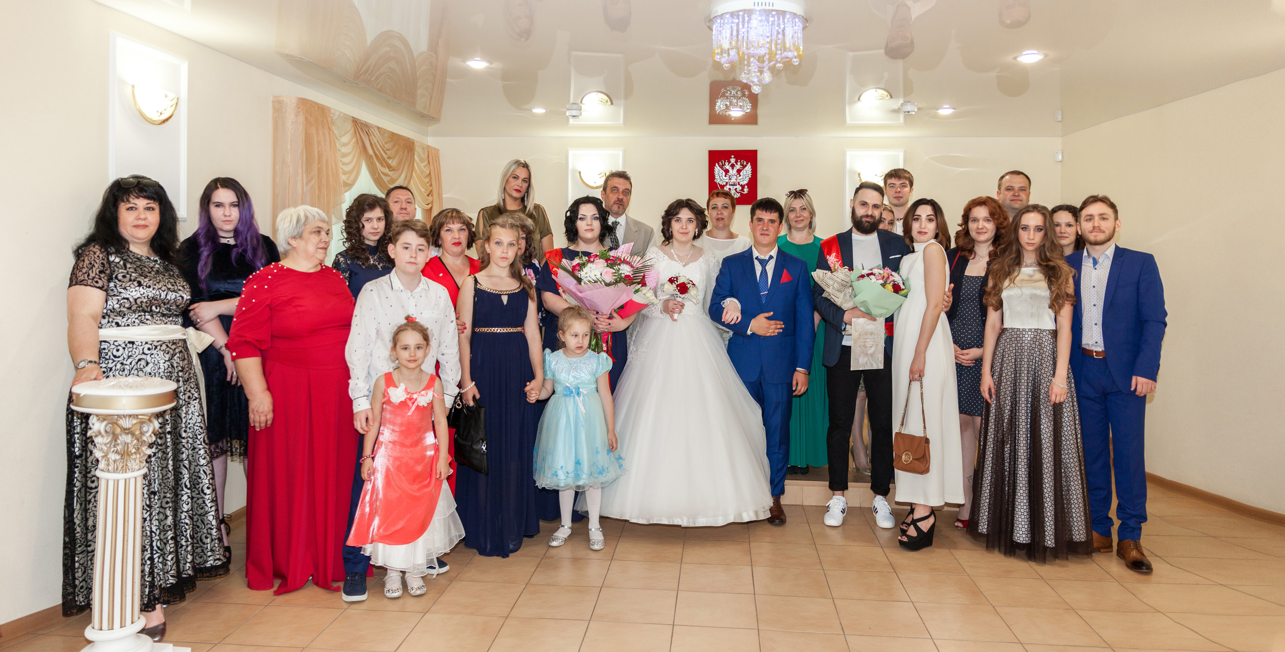 Свадебные фотокниги. Выпускные альбомы в Мытищи Москве и Московской области