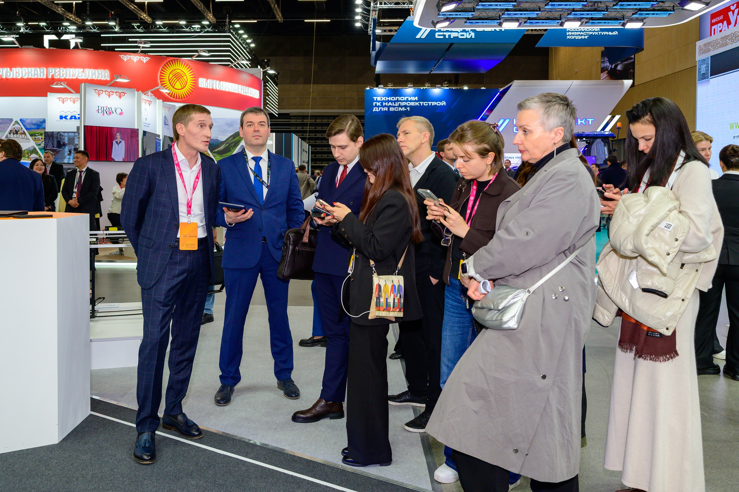 BigindustrialweekBelarus. Фотоуслуги, услуги фотографа, фотографирование важных событий