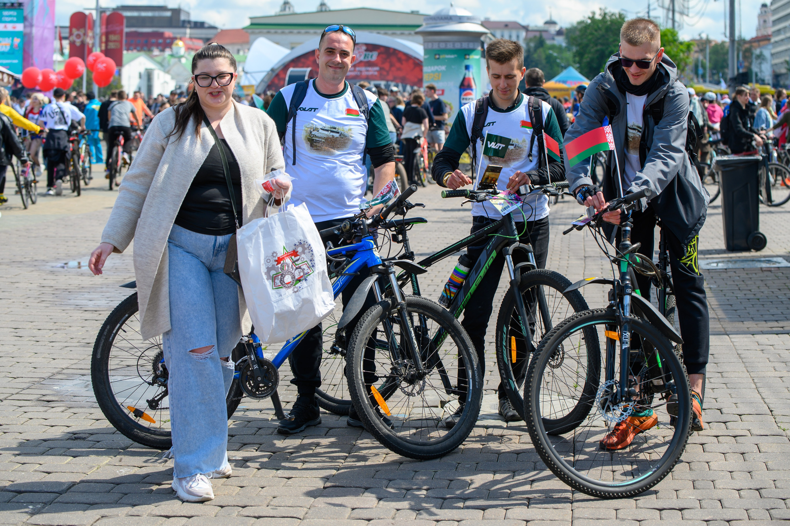 Репортажная съемка с открытия магазина. Фотоуслуги, услуги фотографа, фотографирование важных событий