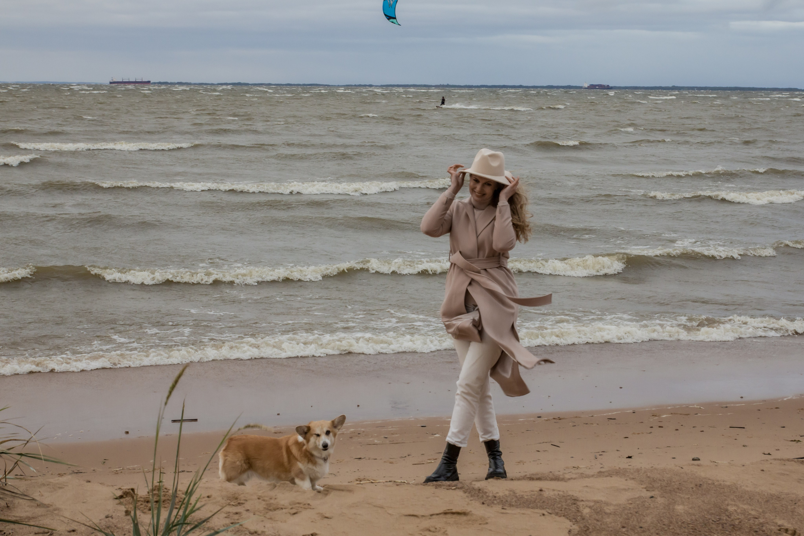На берегу… С пушистым любимками🐾🐾. Женский портрет и немного больше в Санкт-Петербурге