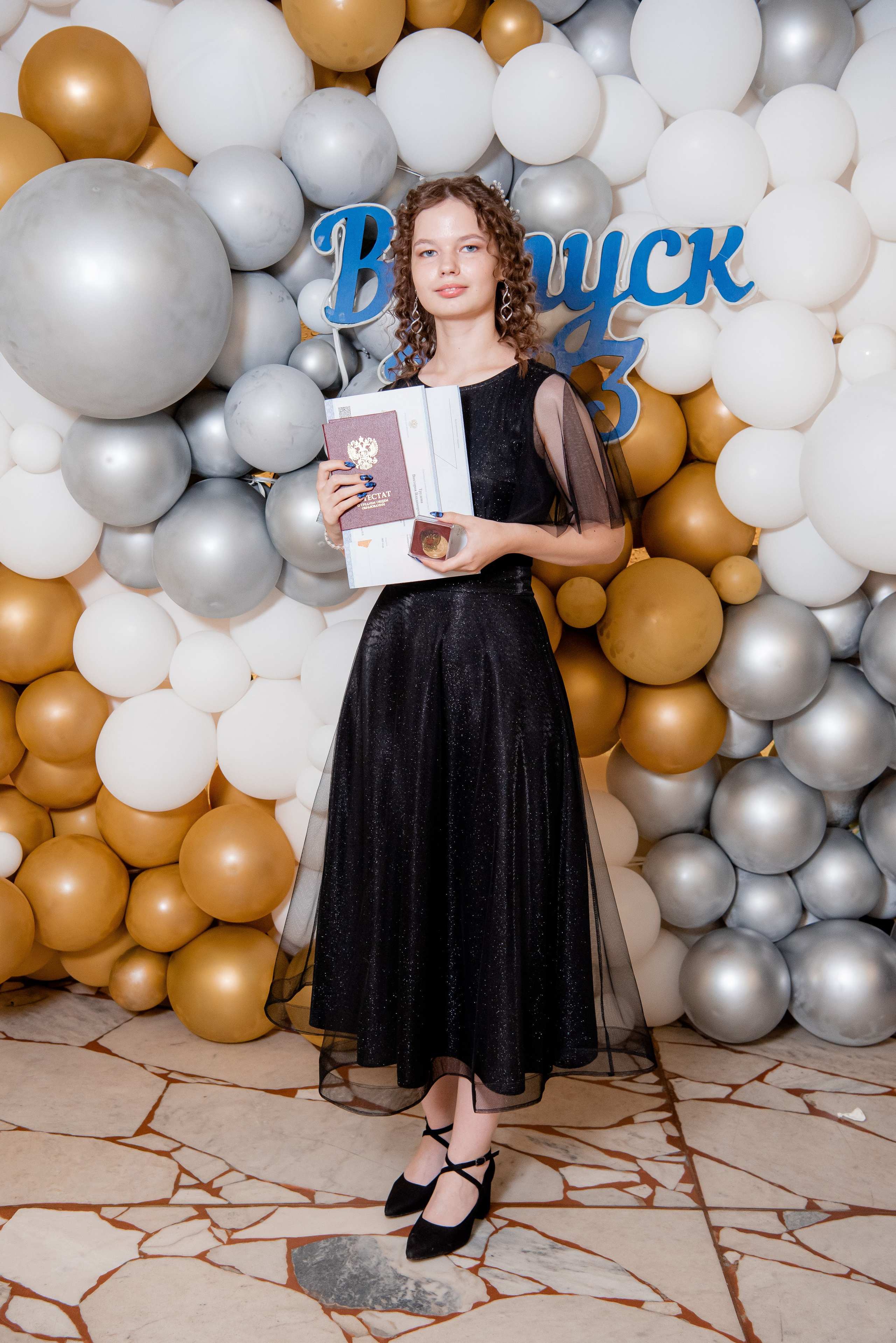 30 Школа. Вручение и Банкет. ДК Юбилейный и Банхоф. Фотограф в Волгограде и Волжском Александр Горбань