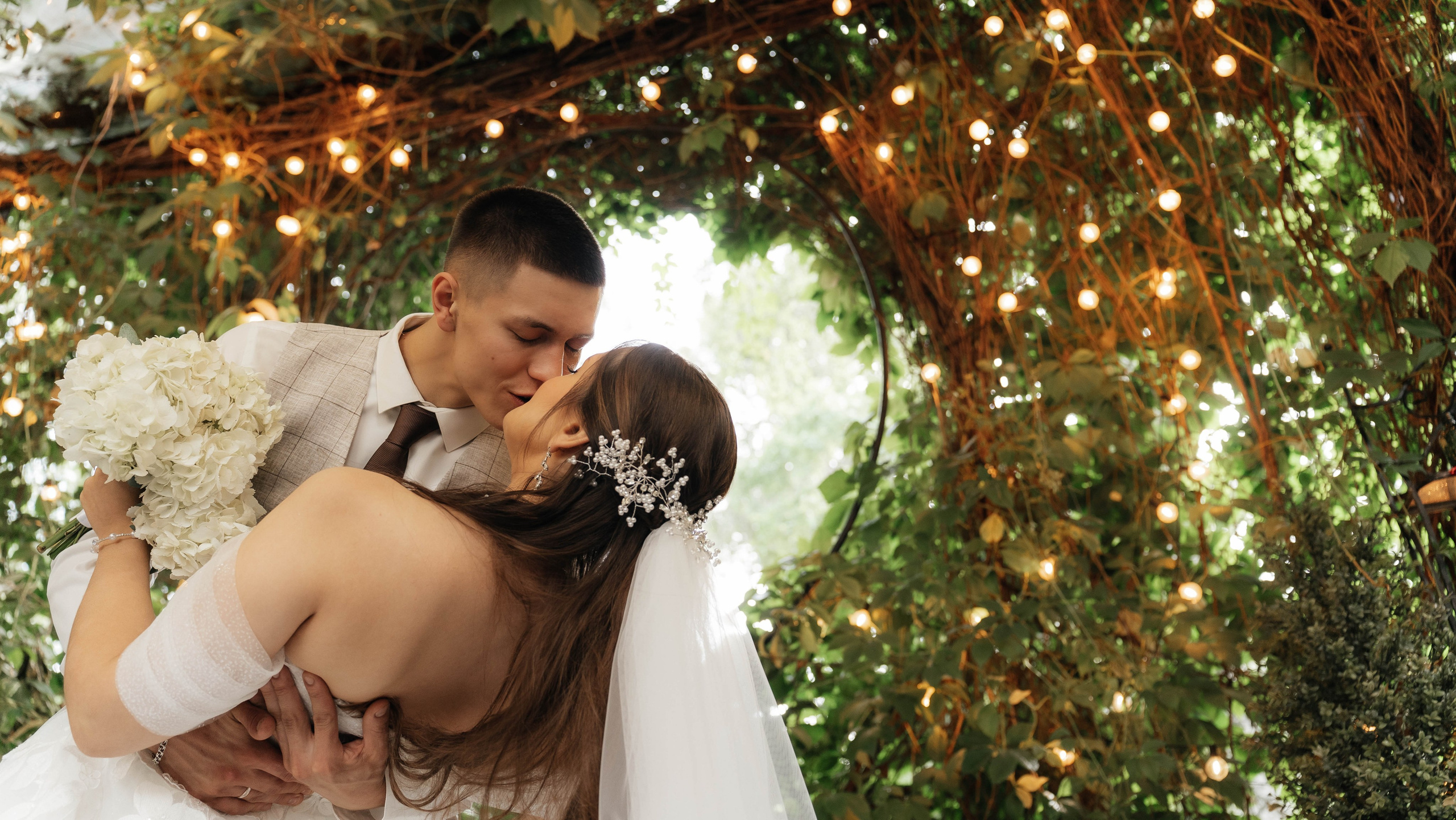 Теплый свадебный день. Алиса Никитцова | Фотограф в Казани