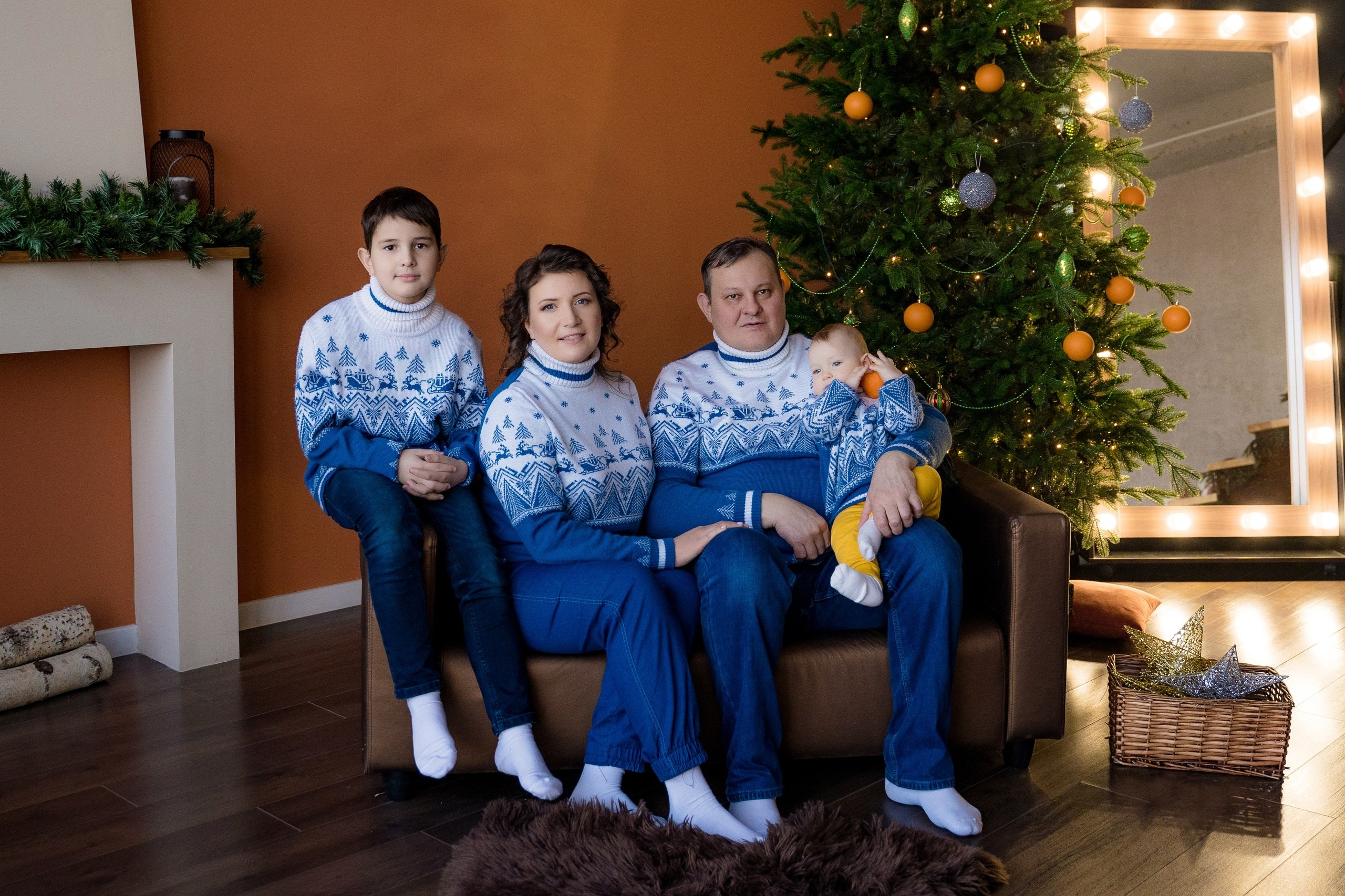 Комплекты Family look. Фотостудия Малина в городе Улан-Удэ. Фотограф Ирина Жарникова