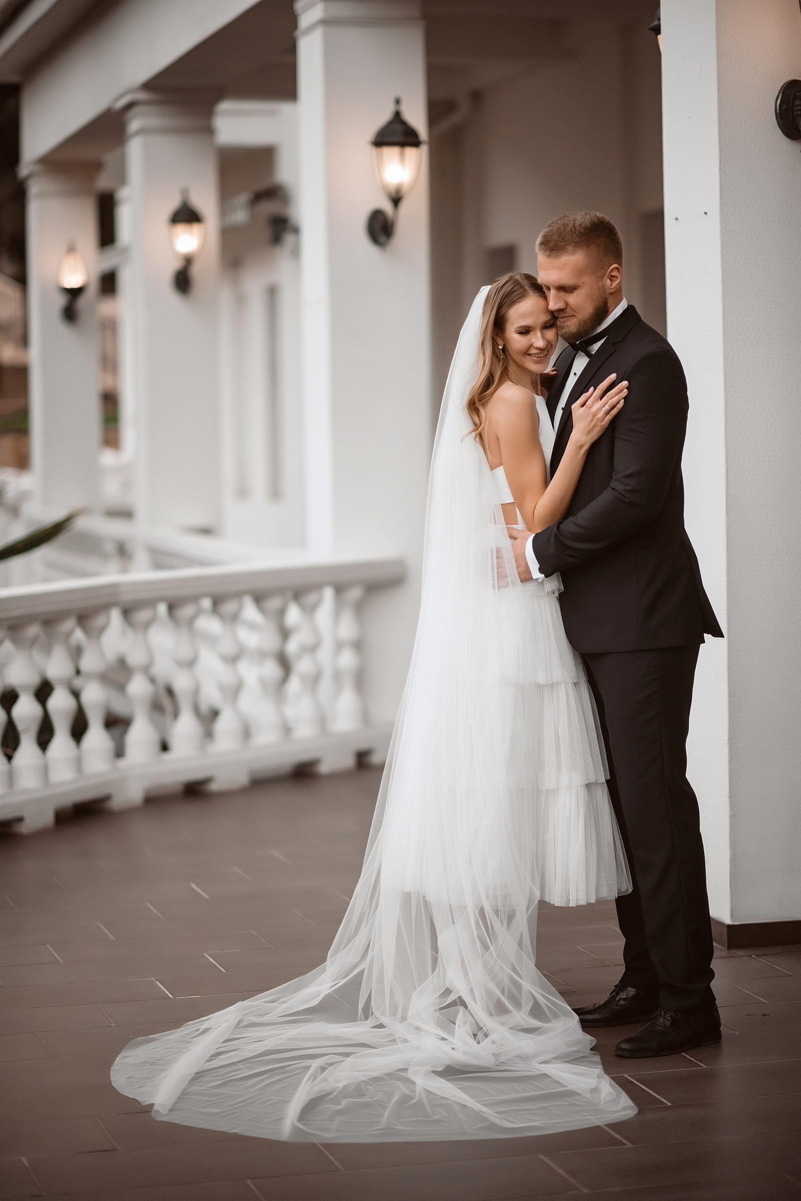 Свадебная фотосессия в отеле RIVIERA SUNRISE RESORT & SPA. Свадебный и семейный фотограф и видеограф, Крым, Москва, Санкт -Петербург