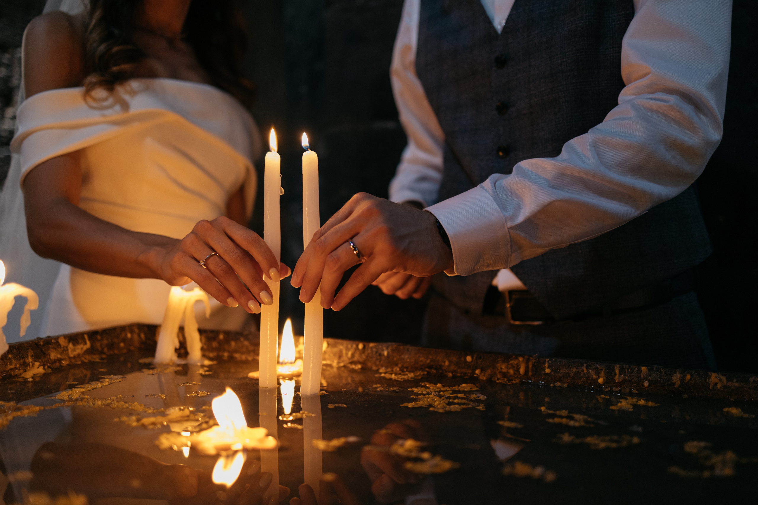 Свадьба Мери и Арама в храме Мухни. Фотограф в Армении Женя Гилевич
