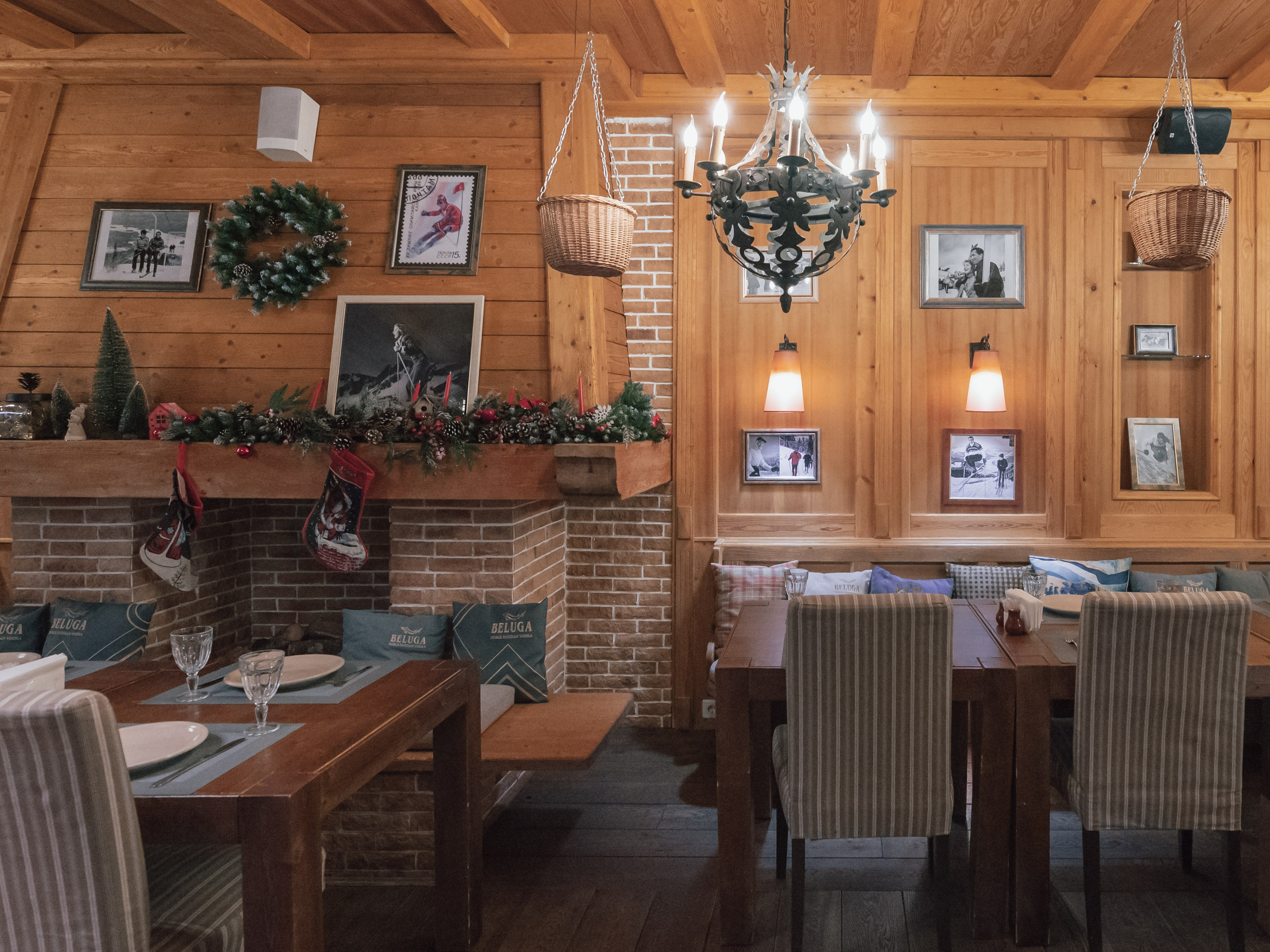 Ресторан «Шале» на курорте Газпром Поляна. Репортажный фотограф в Красной Поляне и Сочи Павлюченко Екатерина