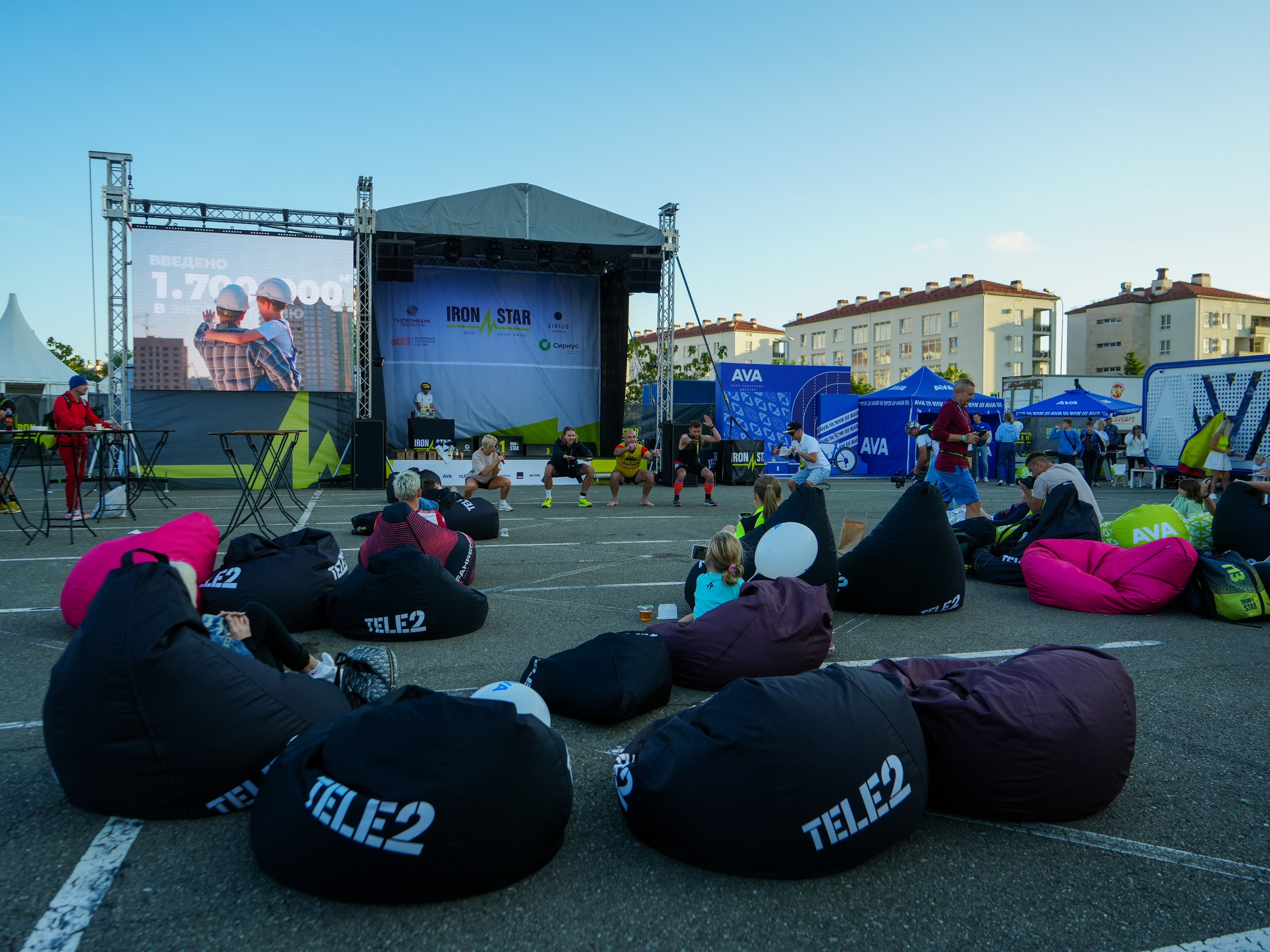 Фотоотчет партнерской интеграции для компании TELE2 на фестивале Ironstar. Репортажный фотограф в Красной Поляне и Сочи Павлюченко Екатерина