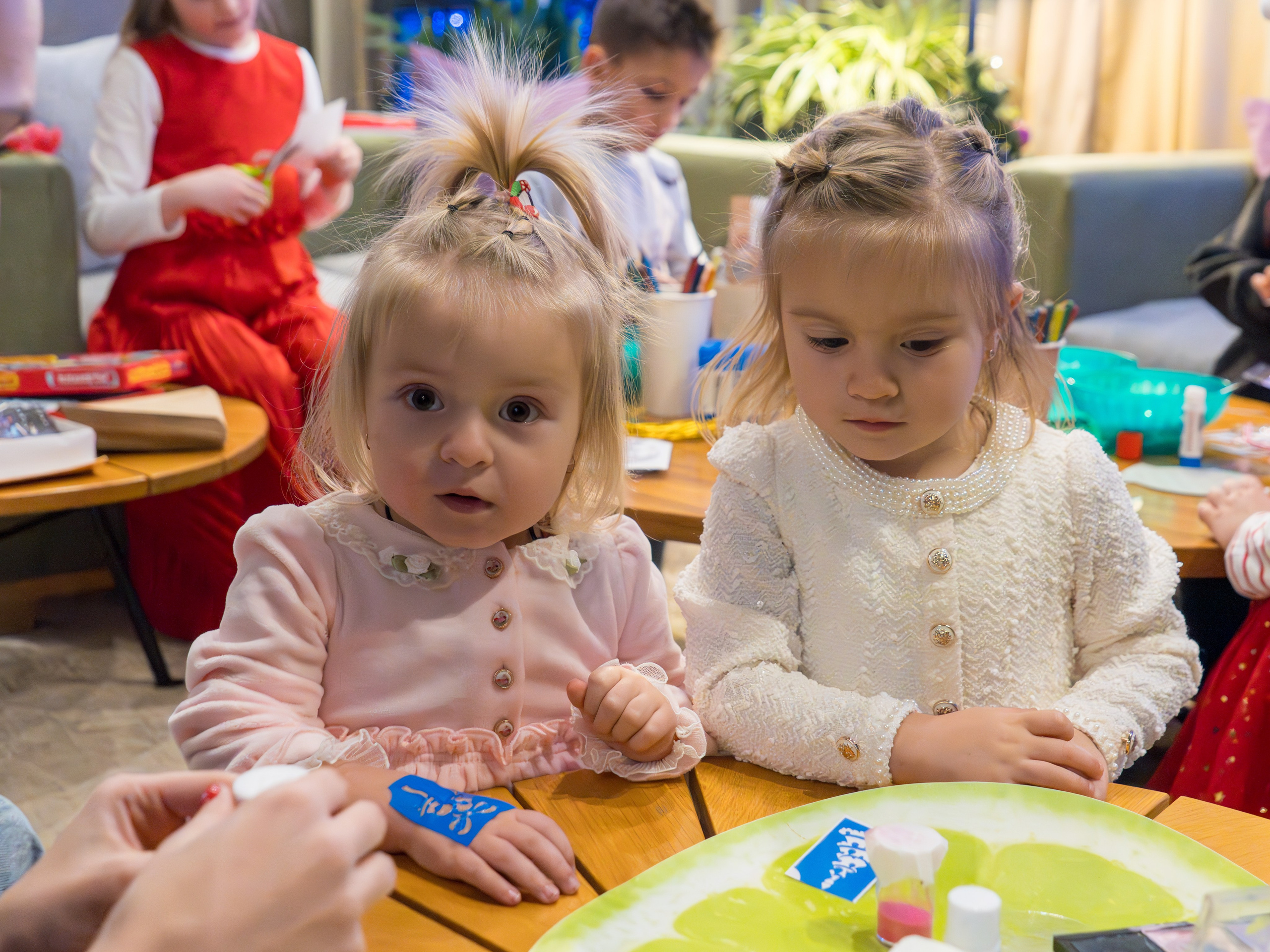 Новый год 2024 в ресторане Эрбелия. Репортажный фотограф в Красной Поляне и Сочи Павлюченко Екатерина