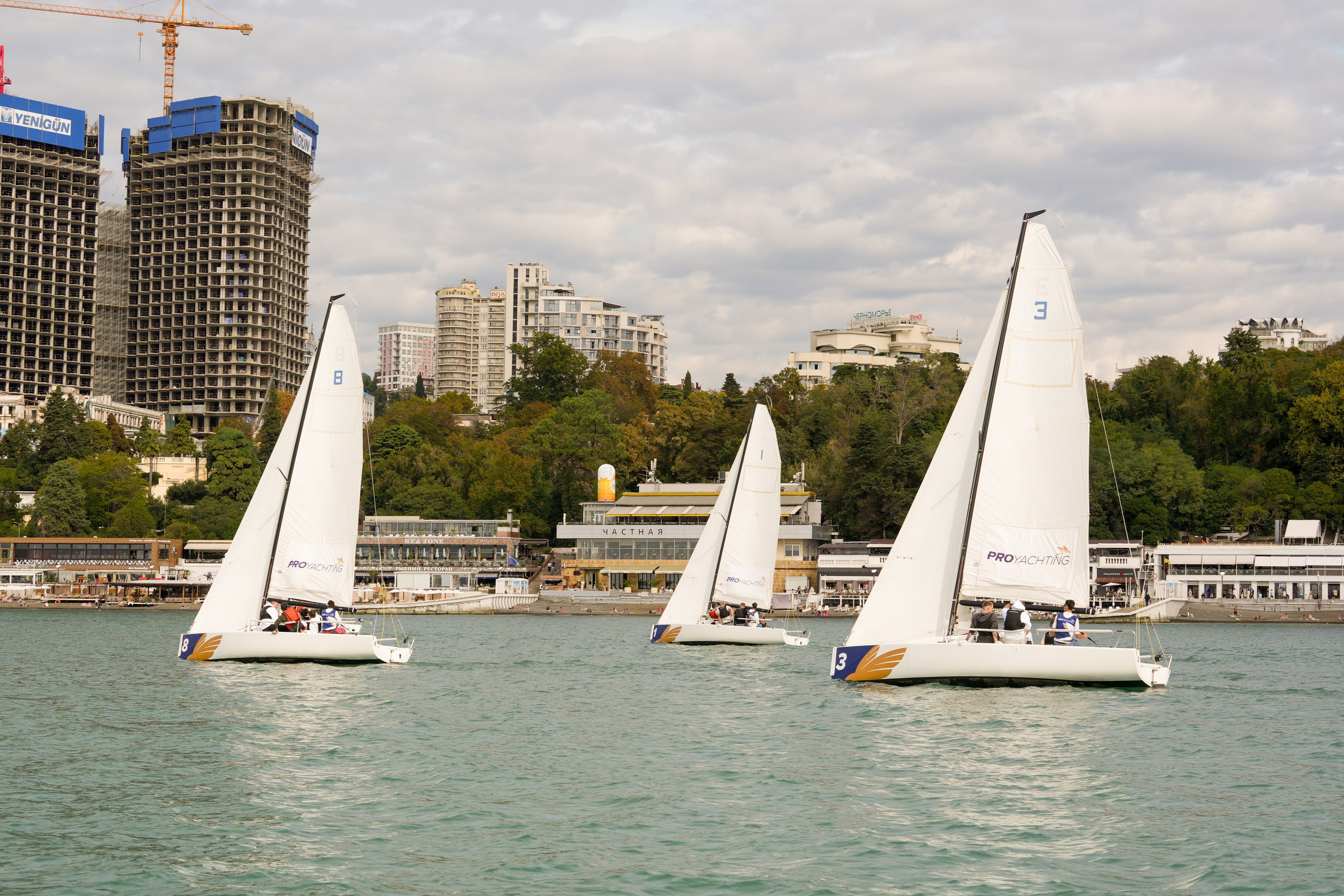Яхтенная регата для компании Агрегатка. Репортажный фотограф в Красной Поляне и Сочи Павлюченко Екатерина