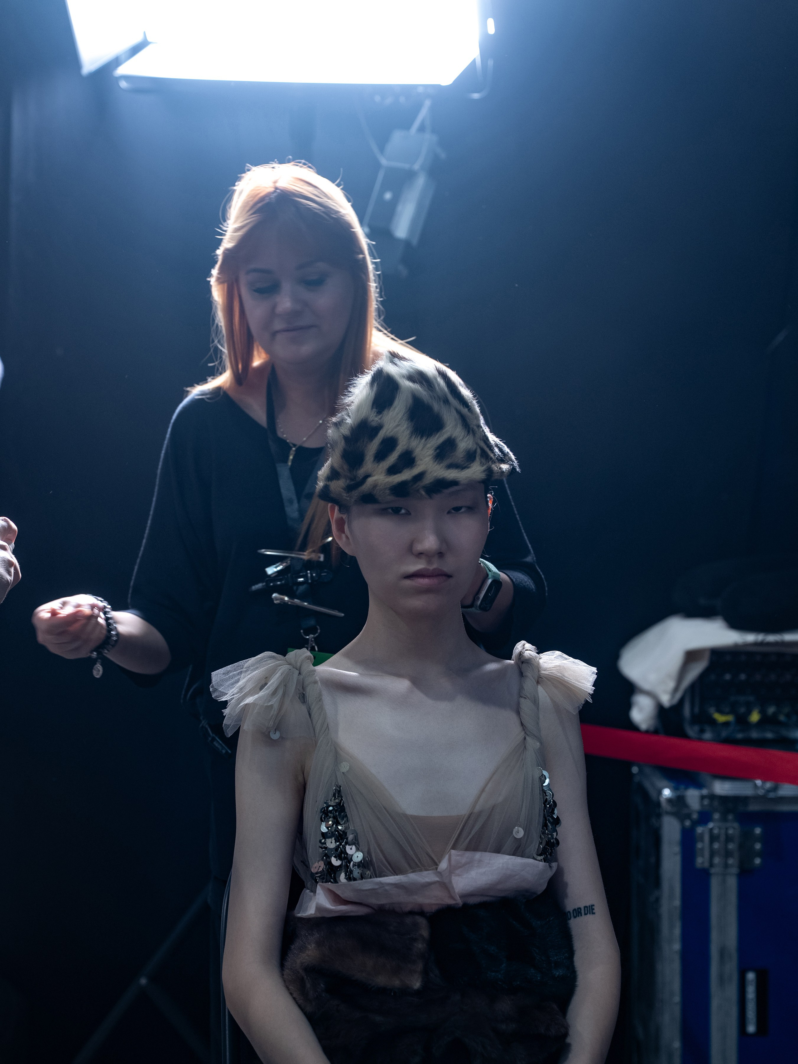Visa Fashion Week Almaty Pre-Fall 2026 April Backstage Day 2. Сайт Алматинского НЮ АРТ, будуар и фэшн фотографа Дениса Карпенко