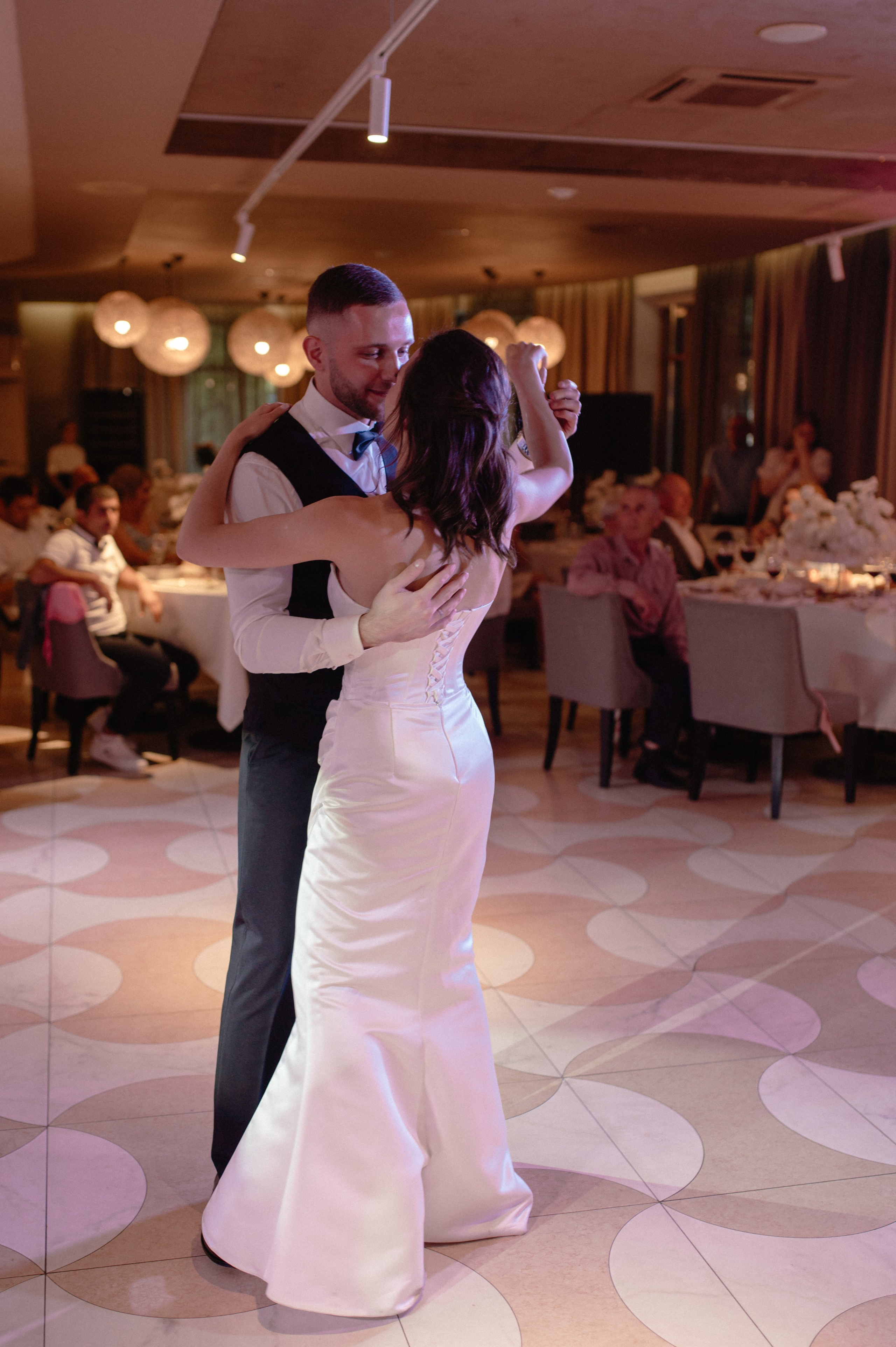 03.08.2024. RETOUCH-HOUSE